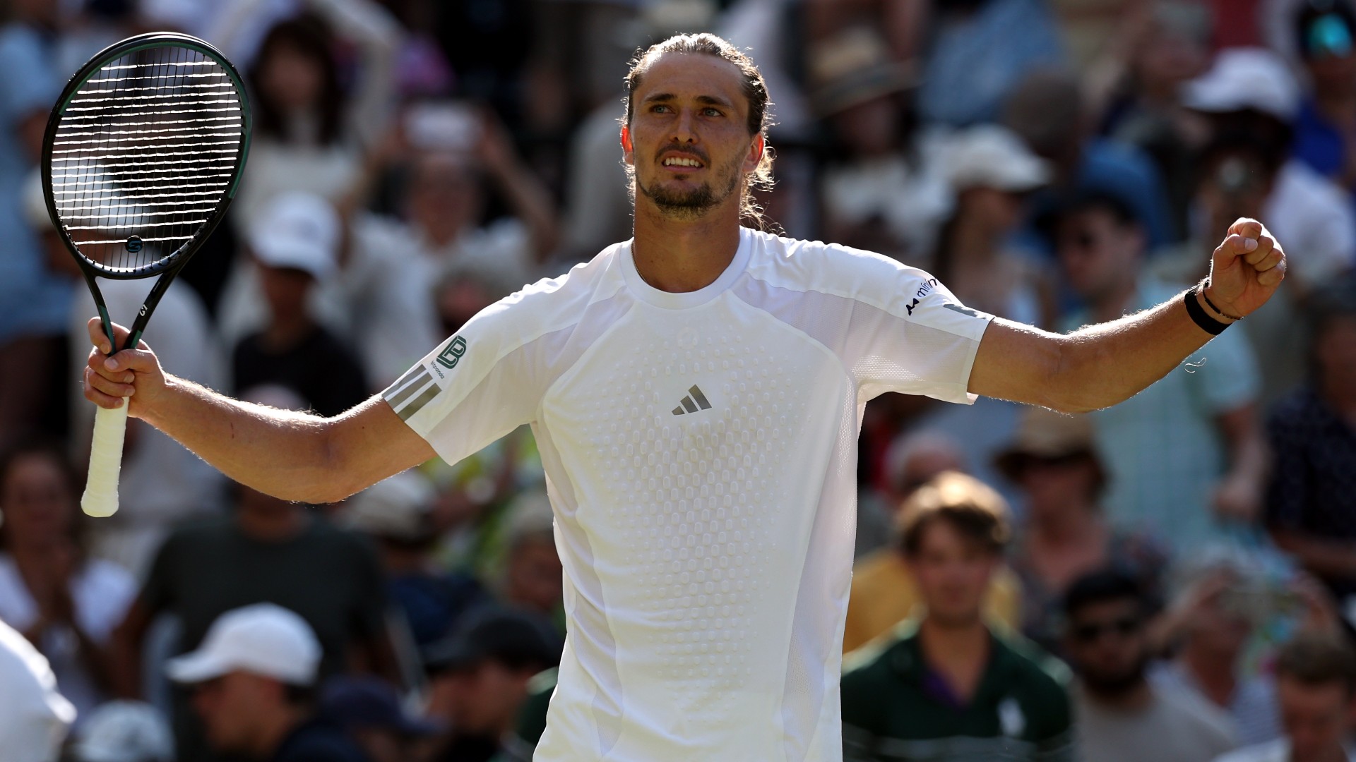 Zverev through to Wimbledon QFs