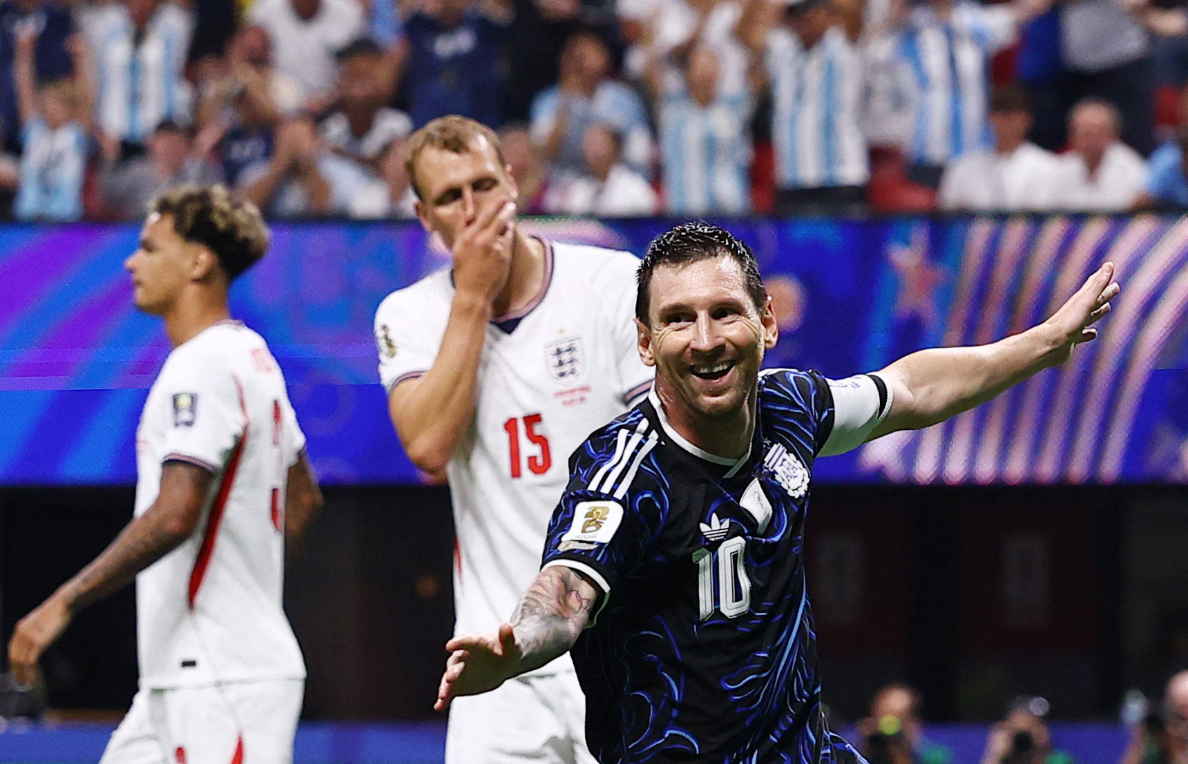 Lionel_Messi_Argentina_Inglaterra