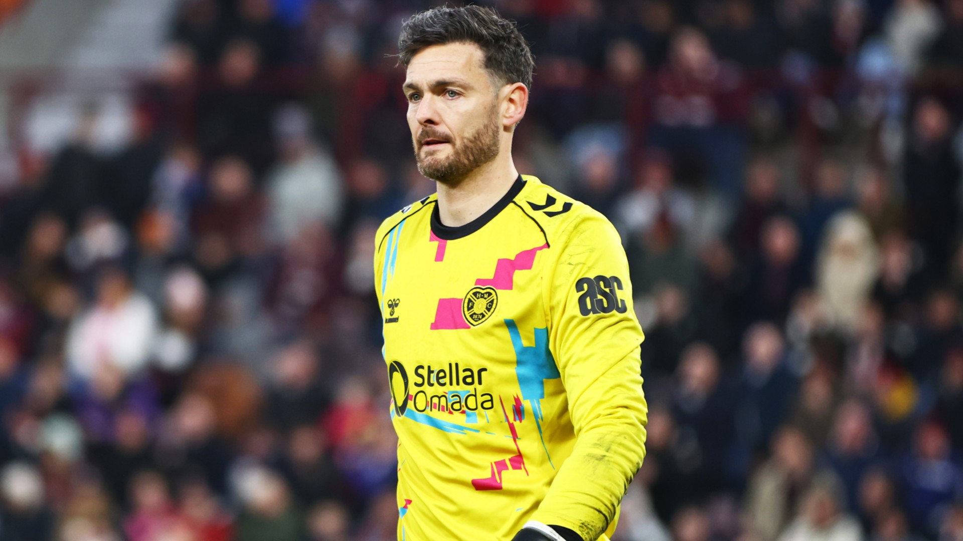 Gordon announces retirement
