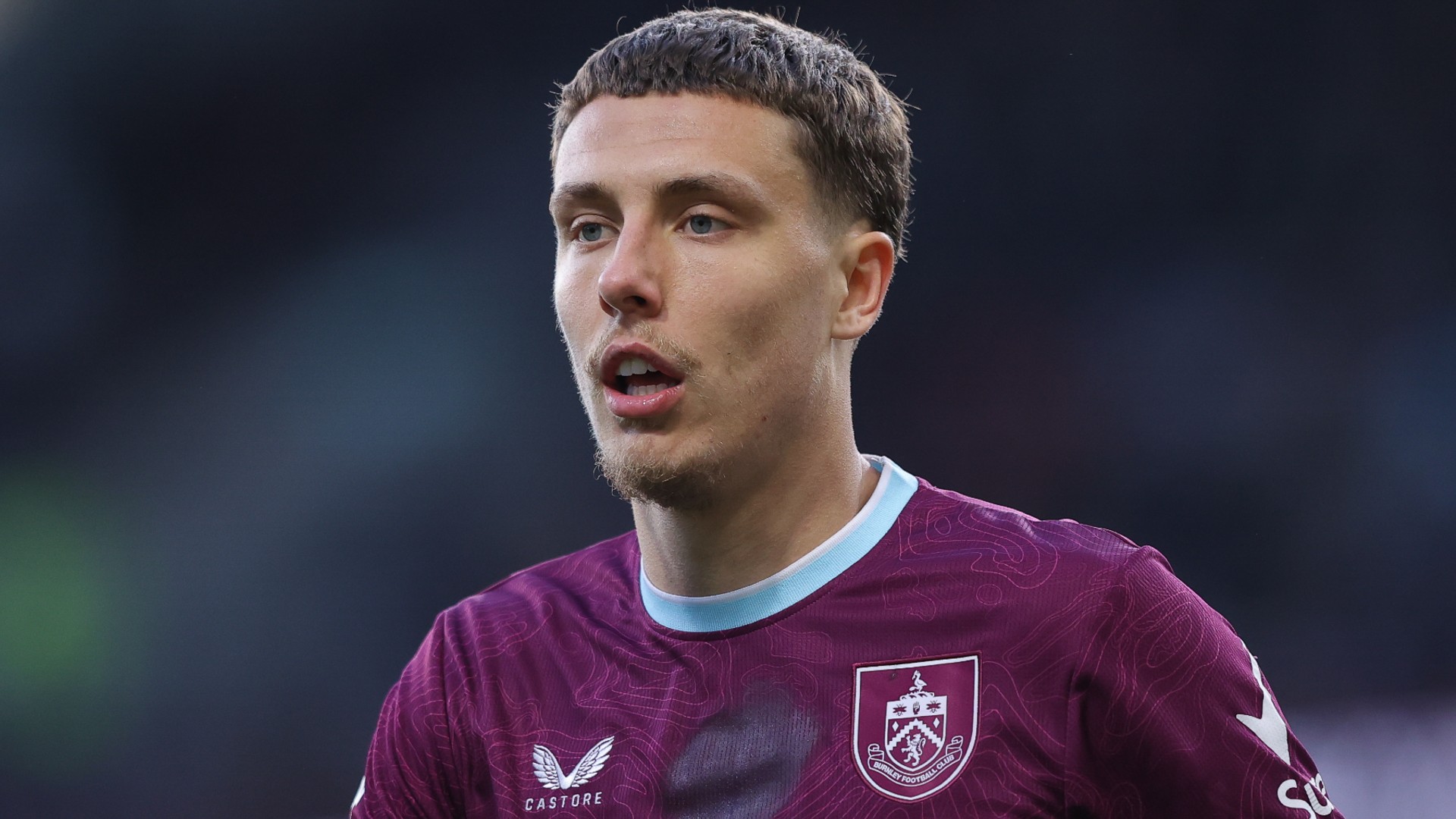 Leipzig sign Esteve from Burnley