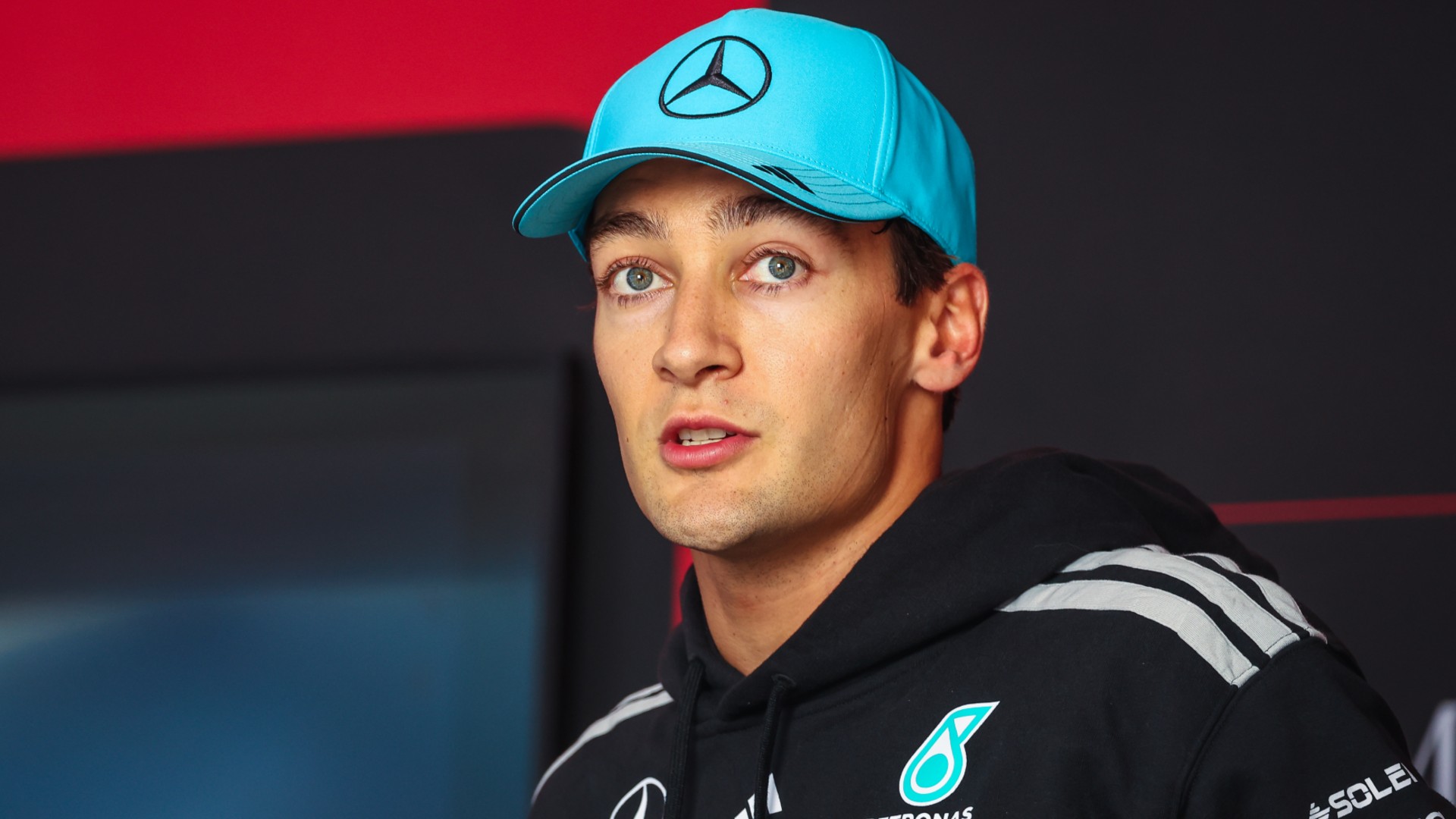 Russell reiterates Merc struggles