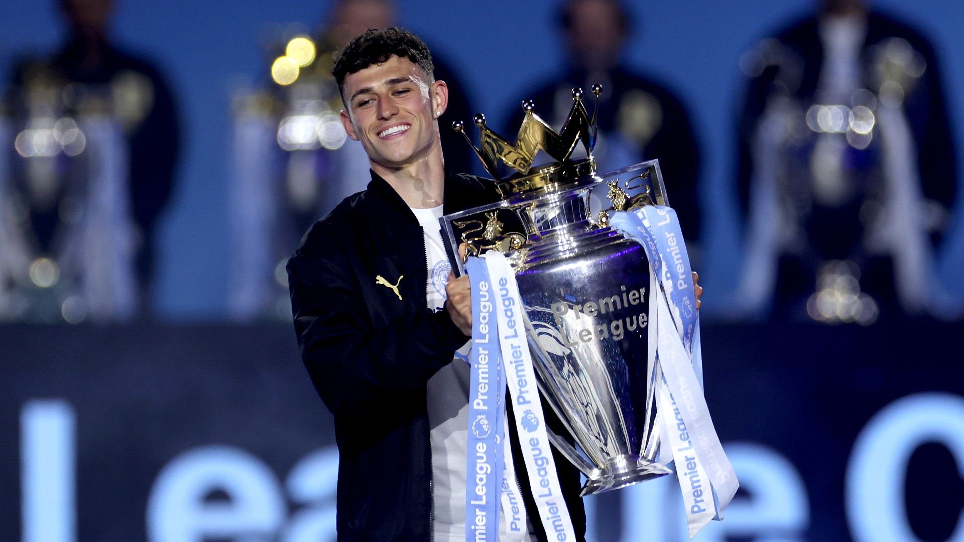 Man City announce Foden deal