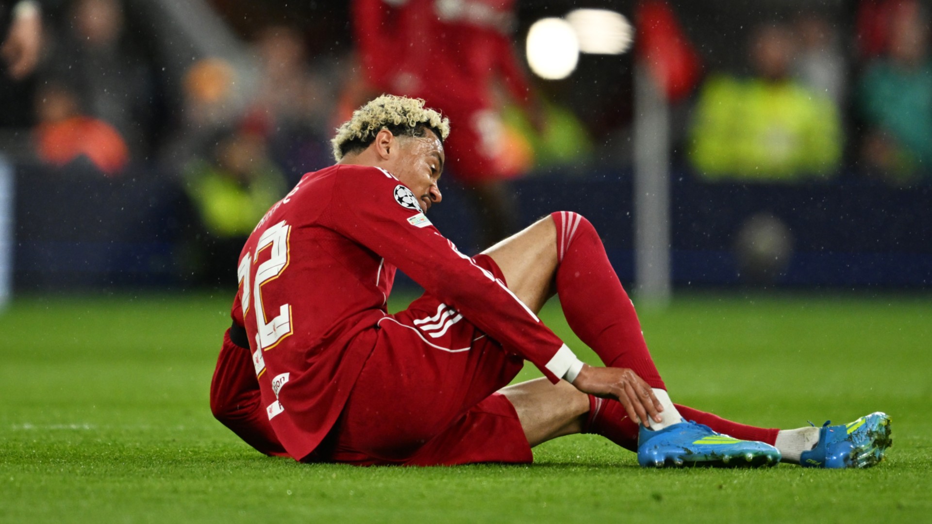 Ekitike, Bradley returns 'way off'