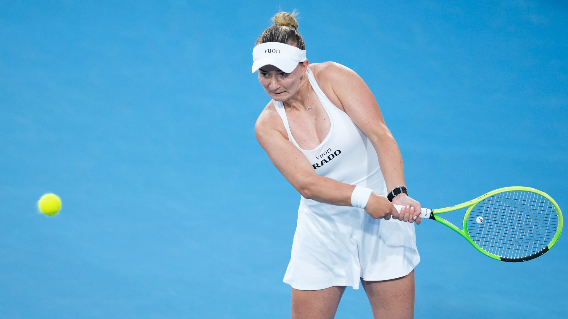 Krejcikova wins again in Prague