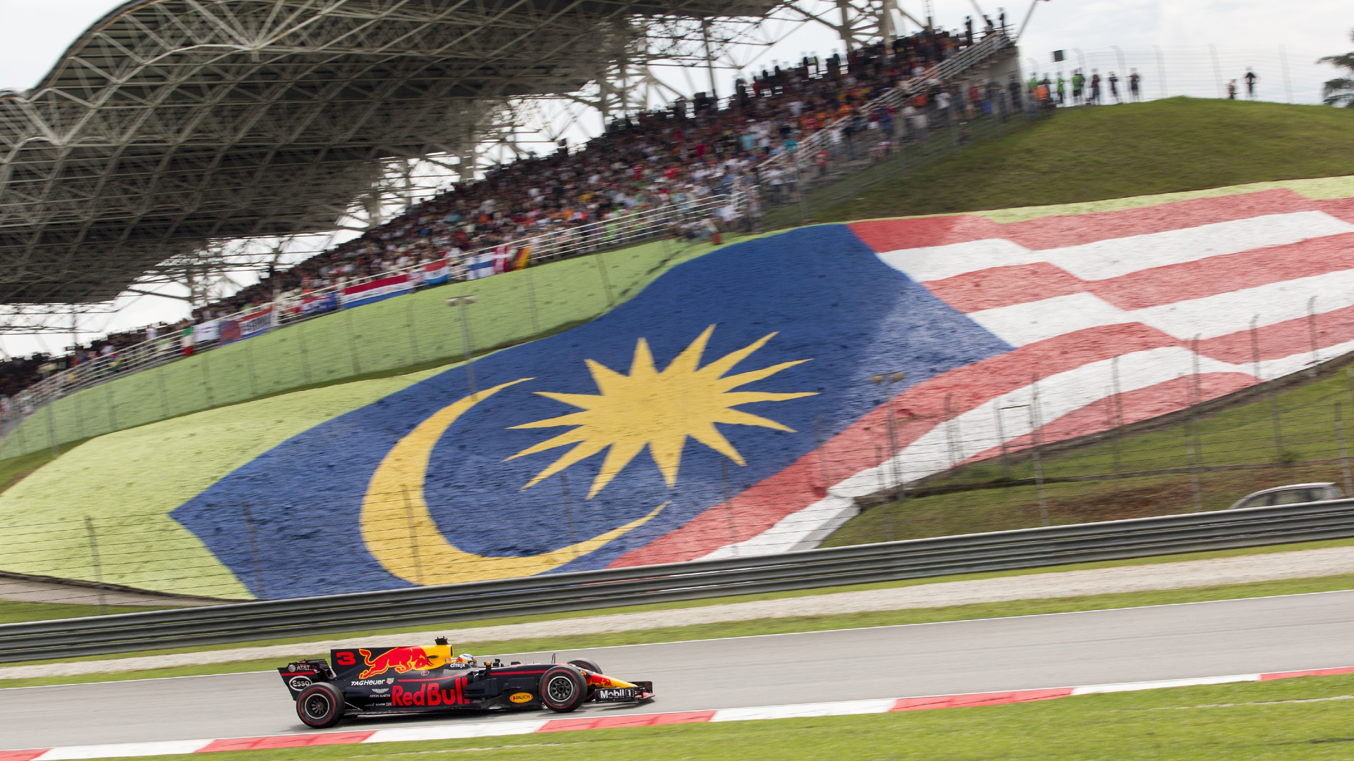 Malaysia race added to F1 schedule