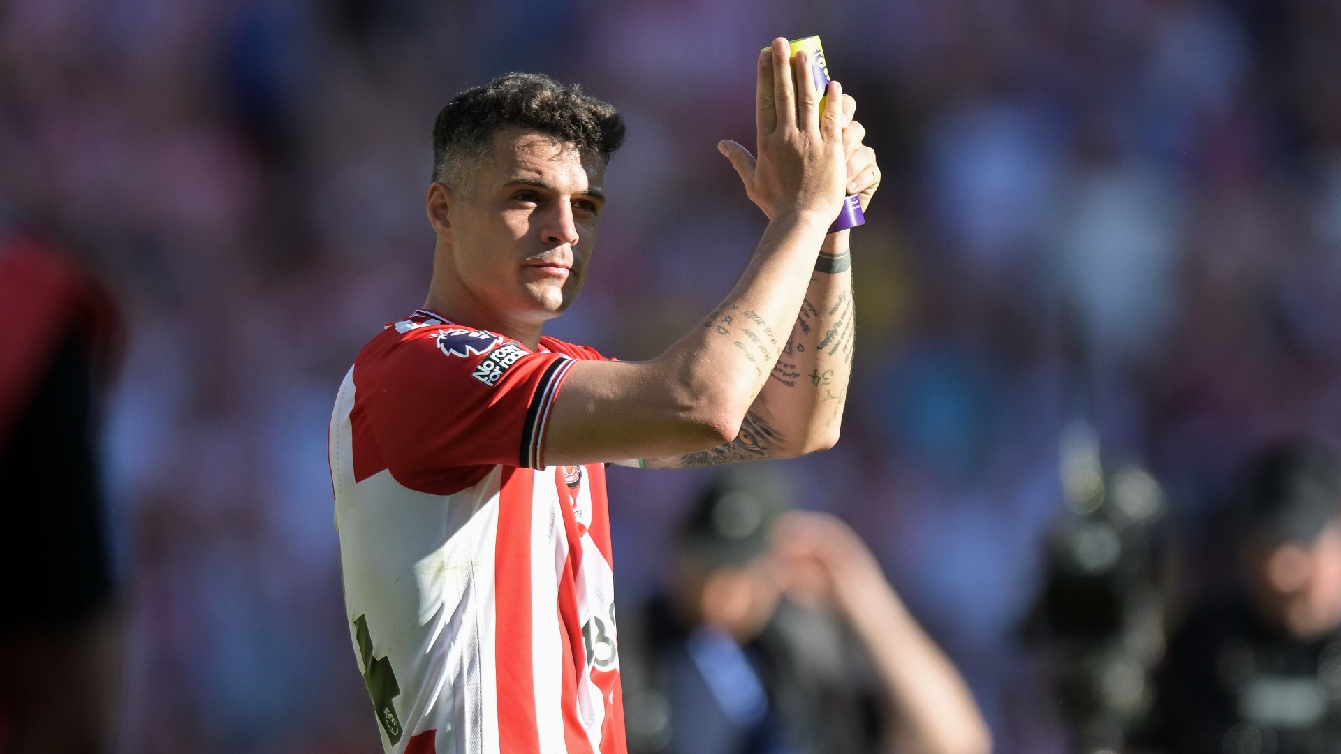Le Bris: Xhaka stays at Sunderland
