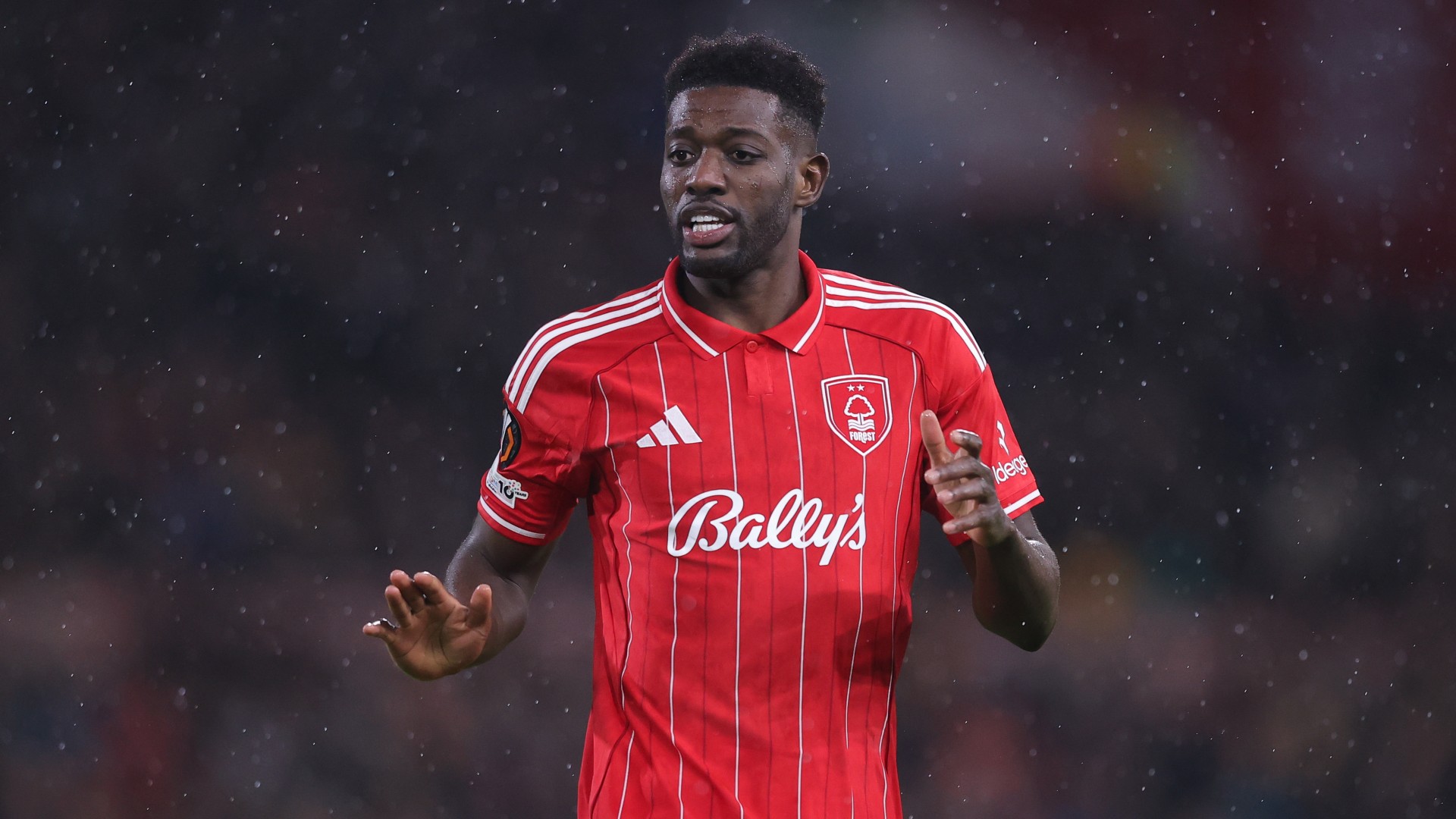 Sangare signs new Forest deal