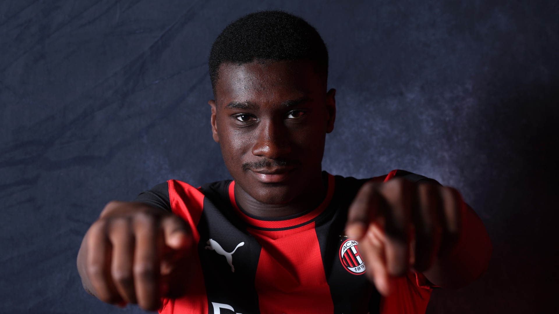 Diawara signs for AC Milan