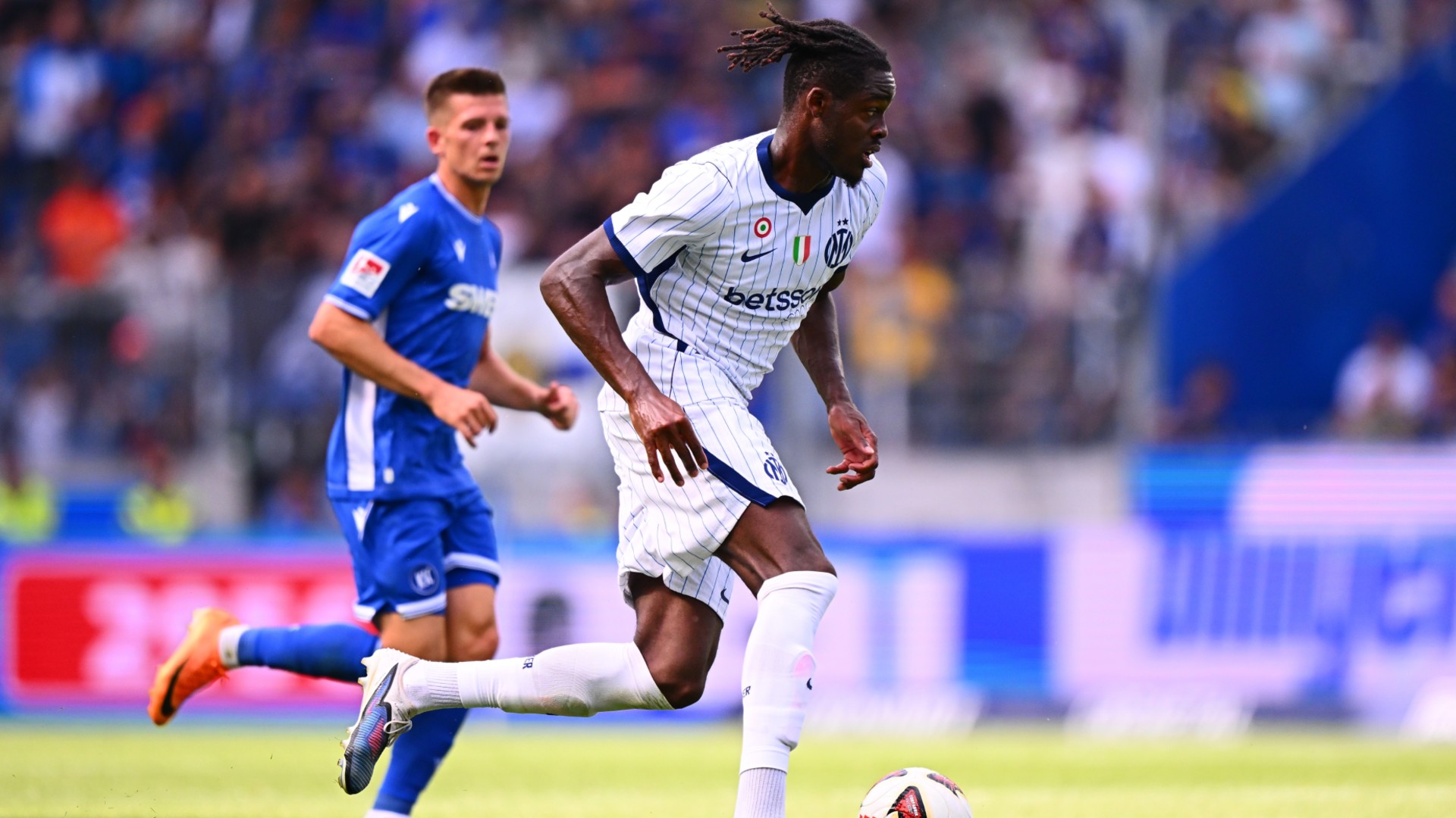 Bisseck extends Inter contract