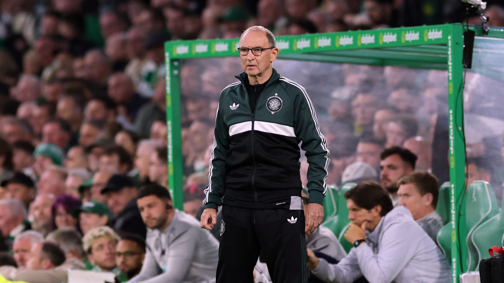 O'Neill wants Engels, Johnston stay