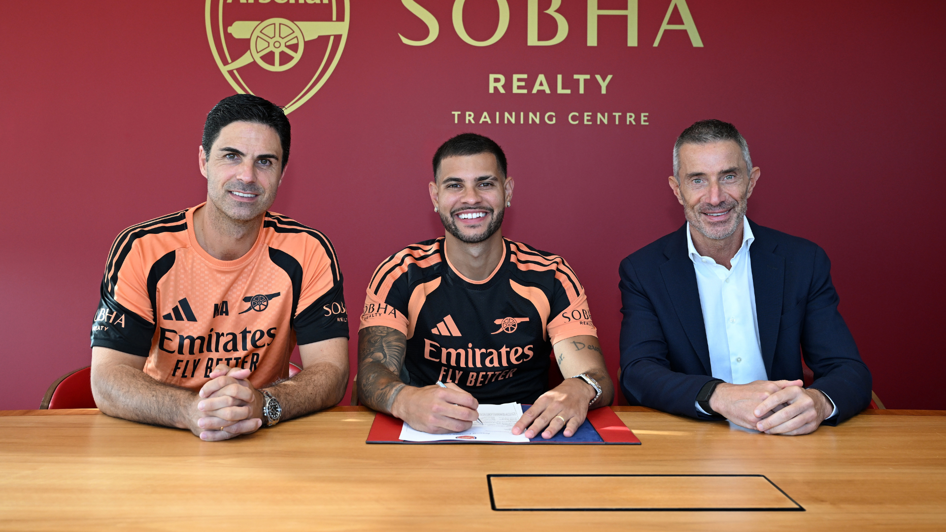 Guimaraes completes Arsenal move