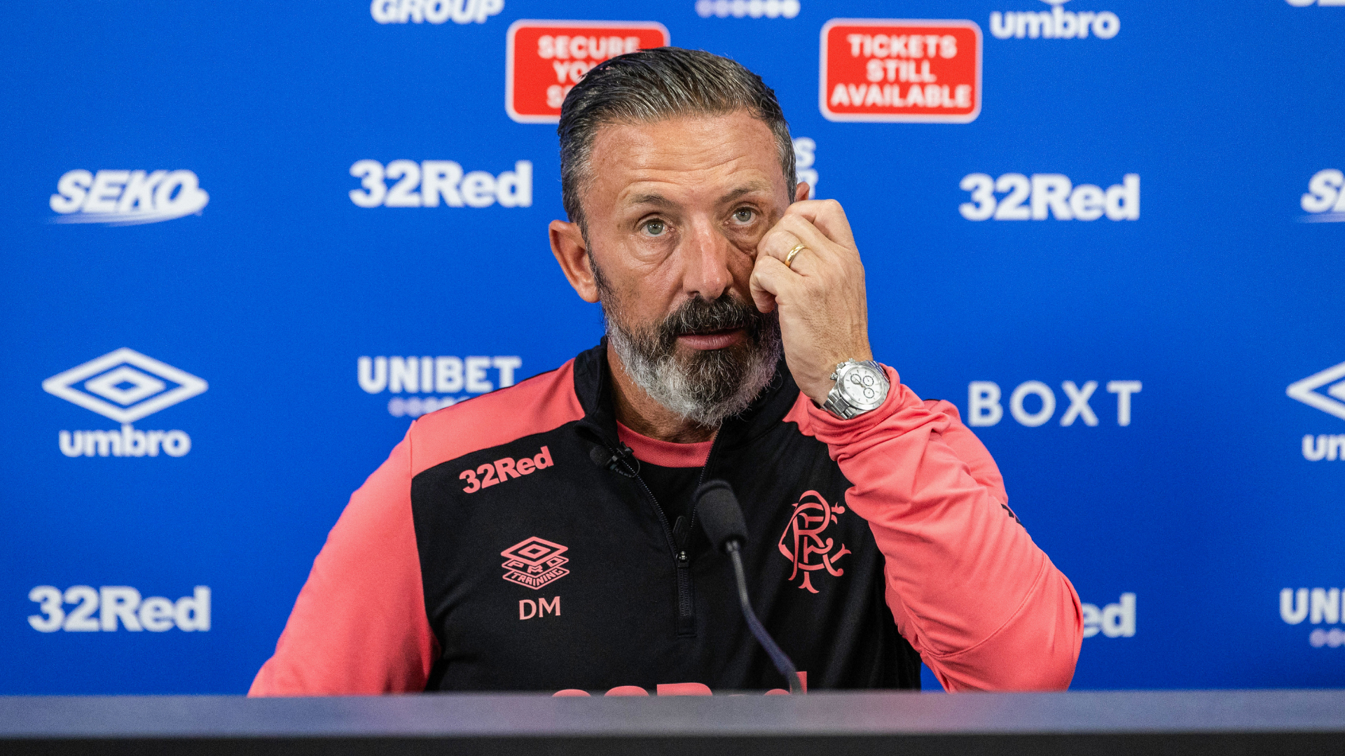 McInnes: Rangers need defenders
