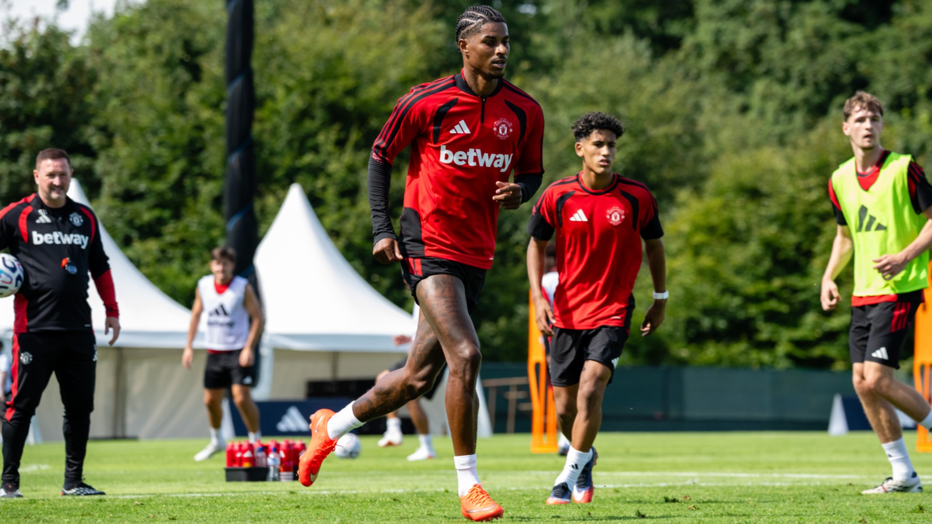 Carrick: Rashford is our player