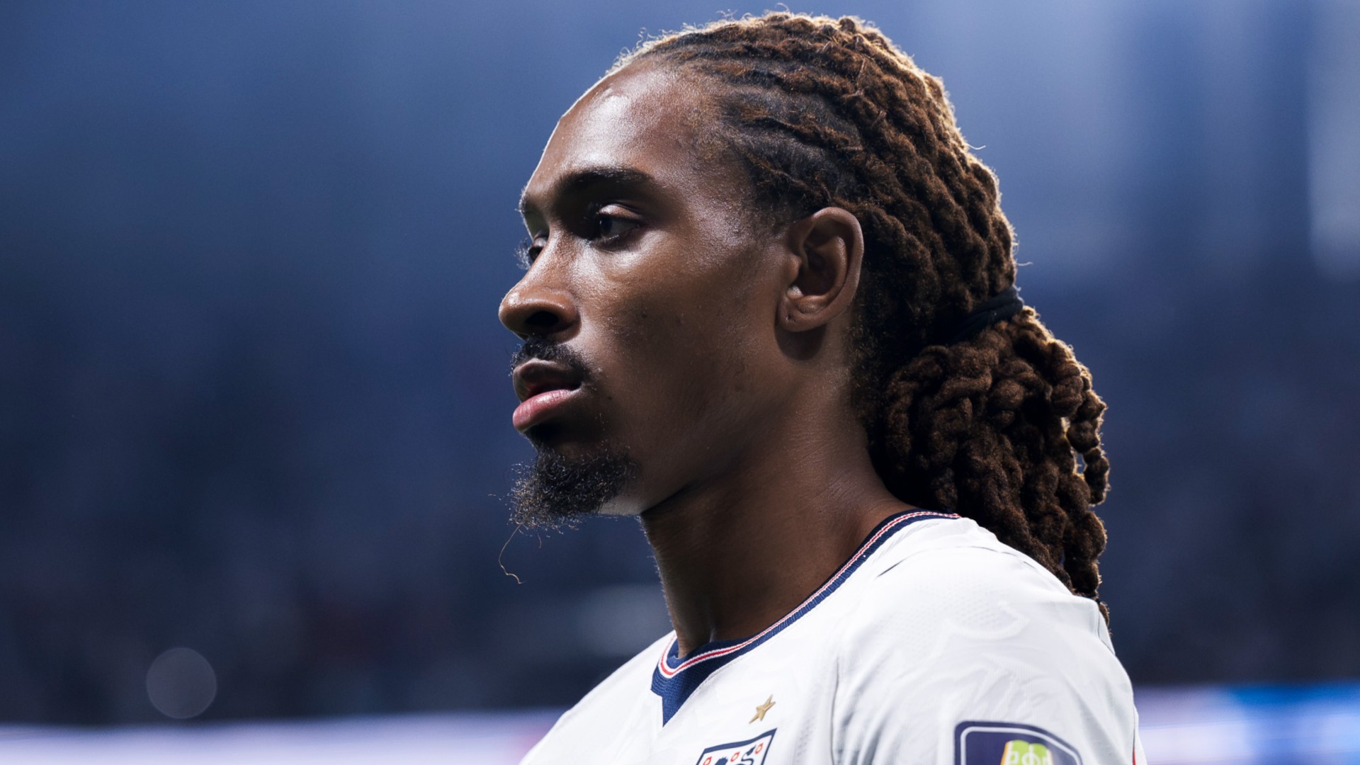 Inter sign England full-back Spence