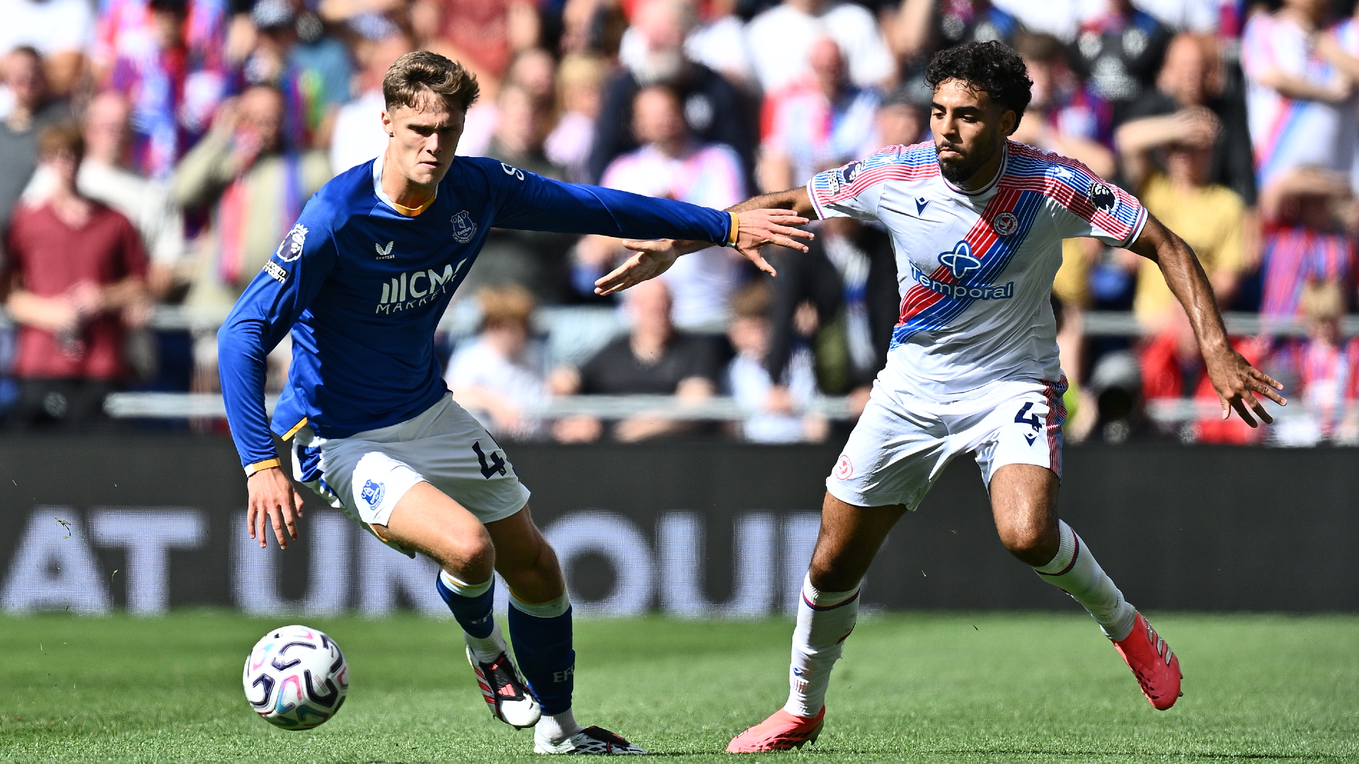 Moyes hails new Everton midfield