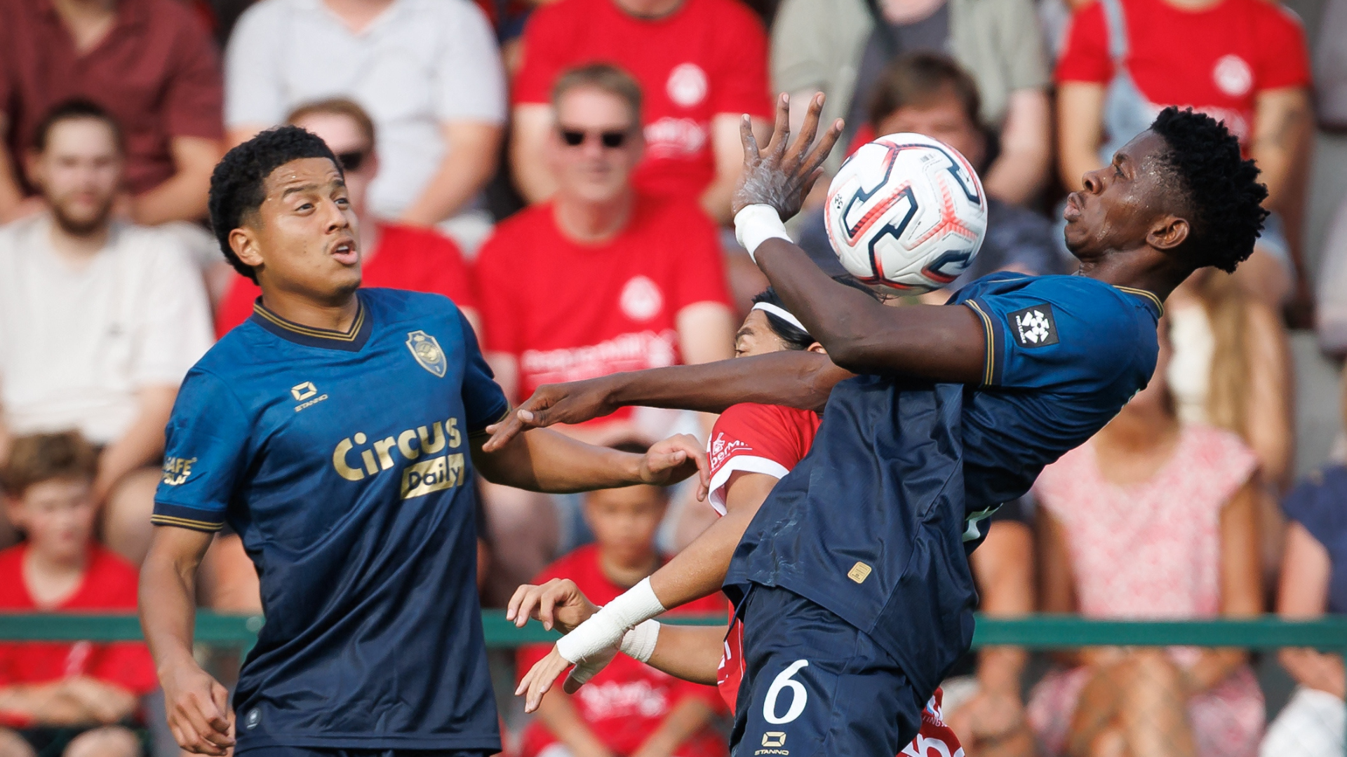 Ahoka completes Sunderland move