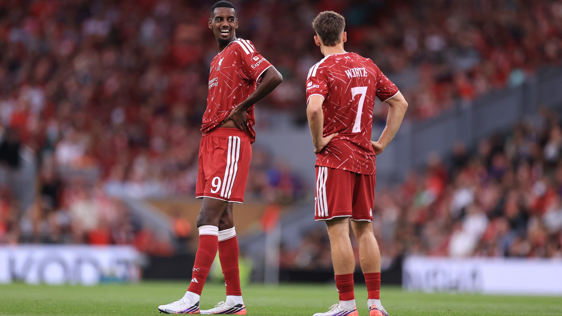 Carra slams Liverpool transfers