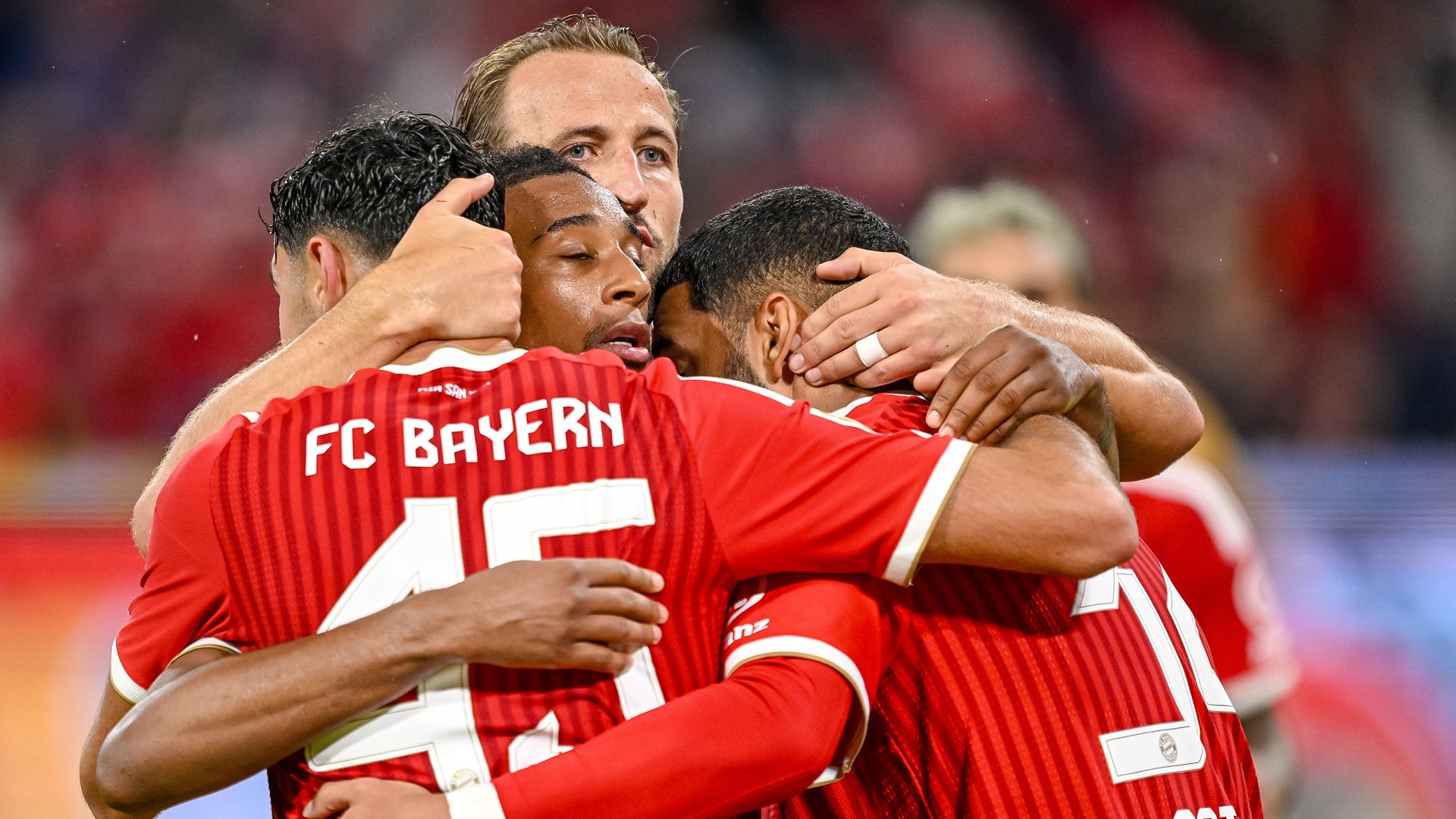 Report: Bayern 5-1 Stuttgart