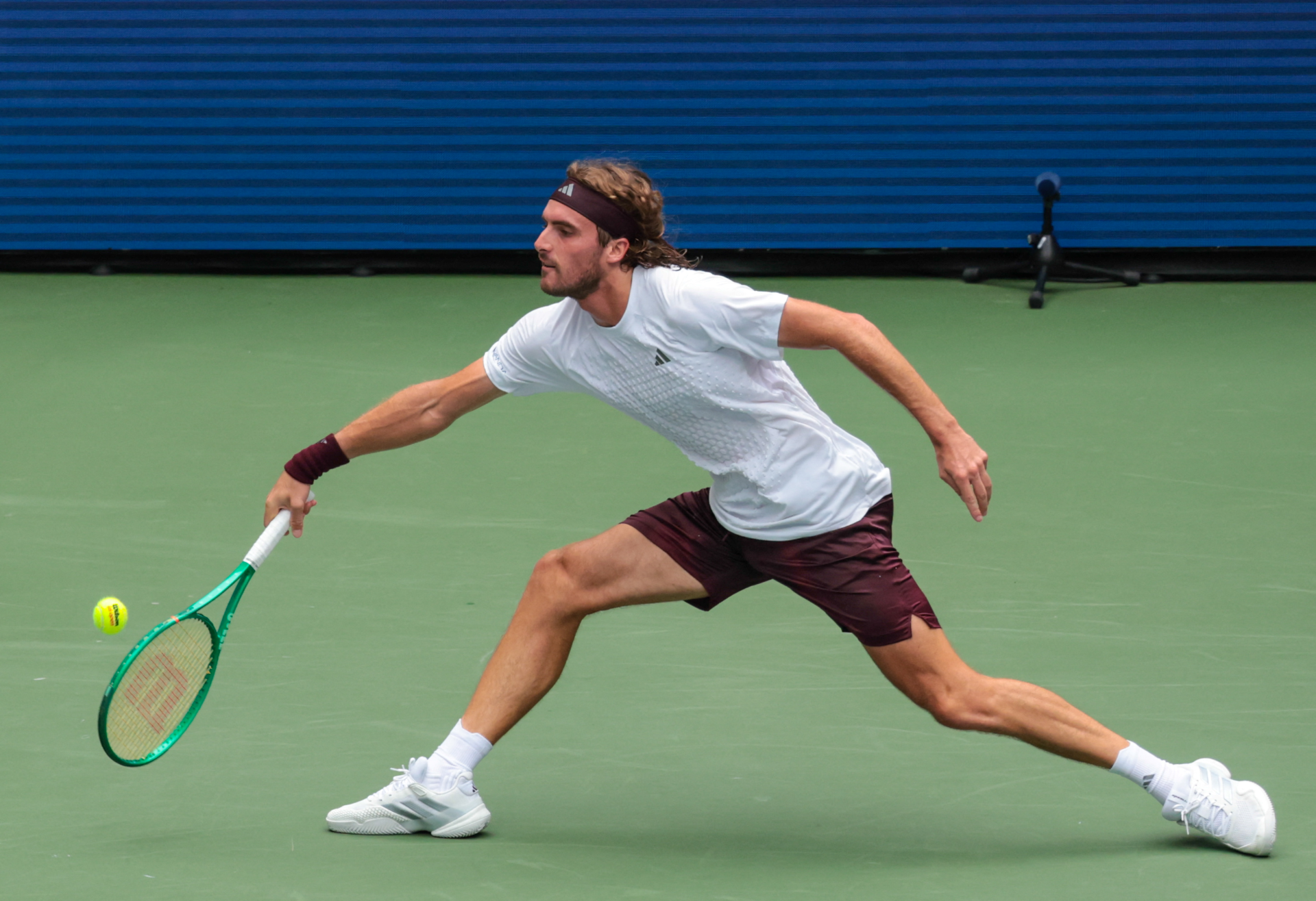 Tsitsipas