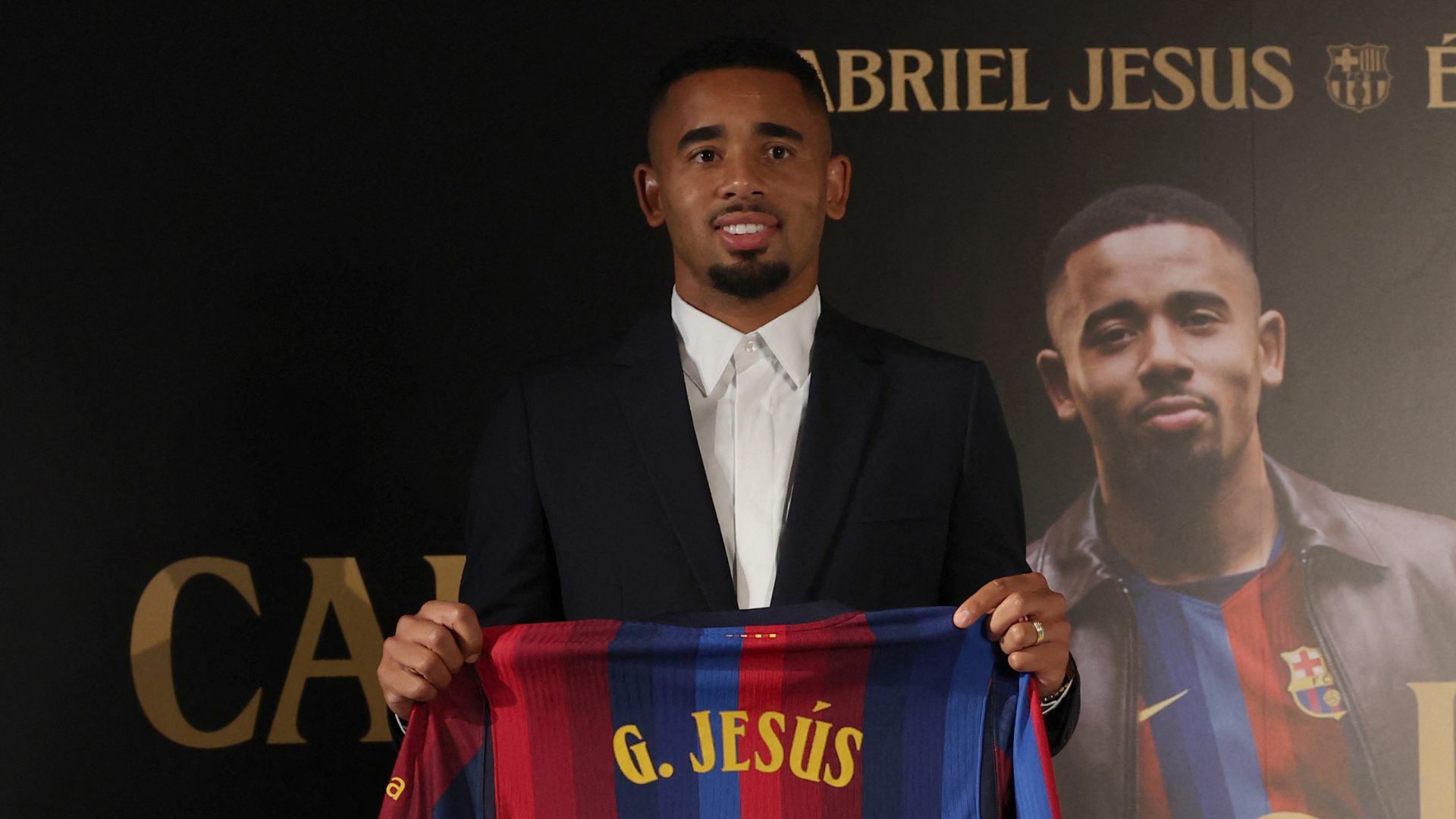 Jesus joins Barcelona for €10m
