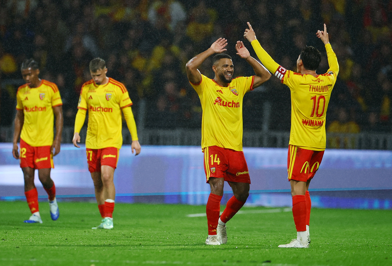 Lens