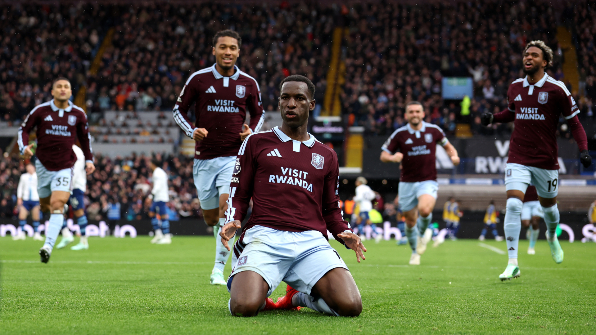 Report: Aston Villa 2-1 Man City