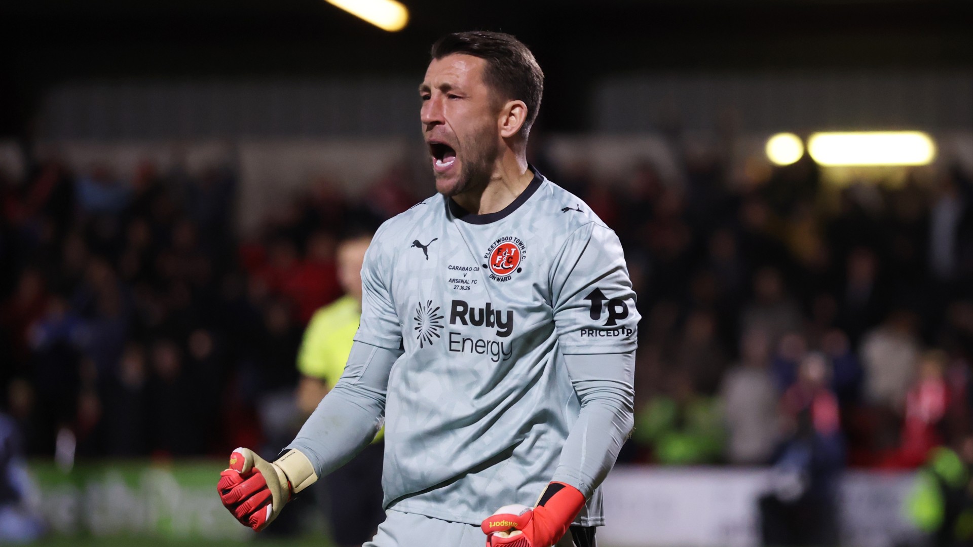 Fleetwood 1-1 Arsenal (5-3 pens)