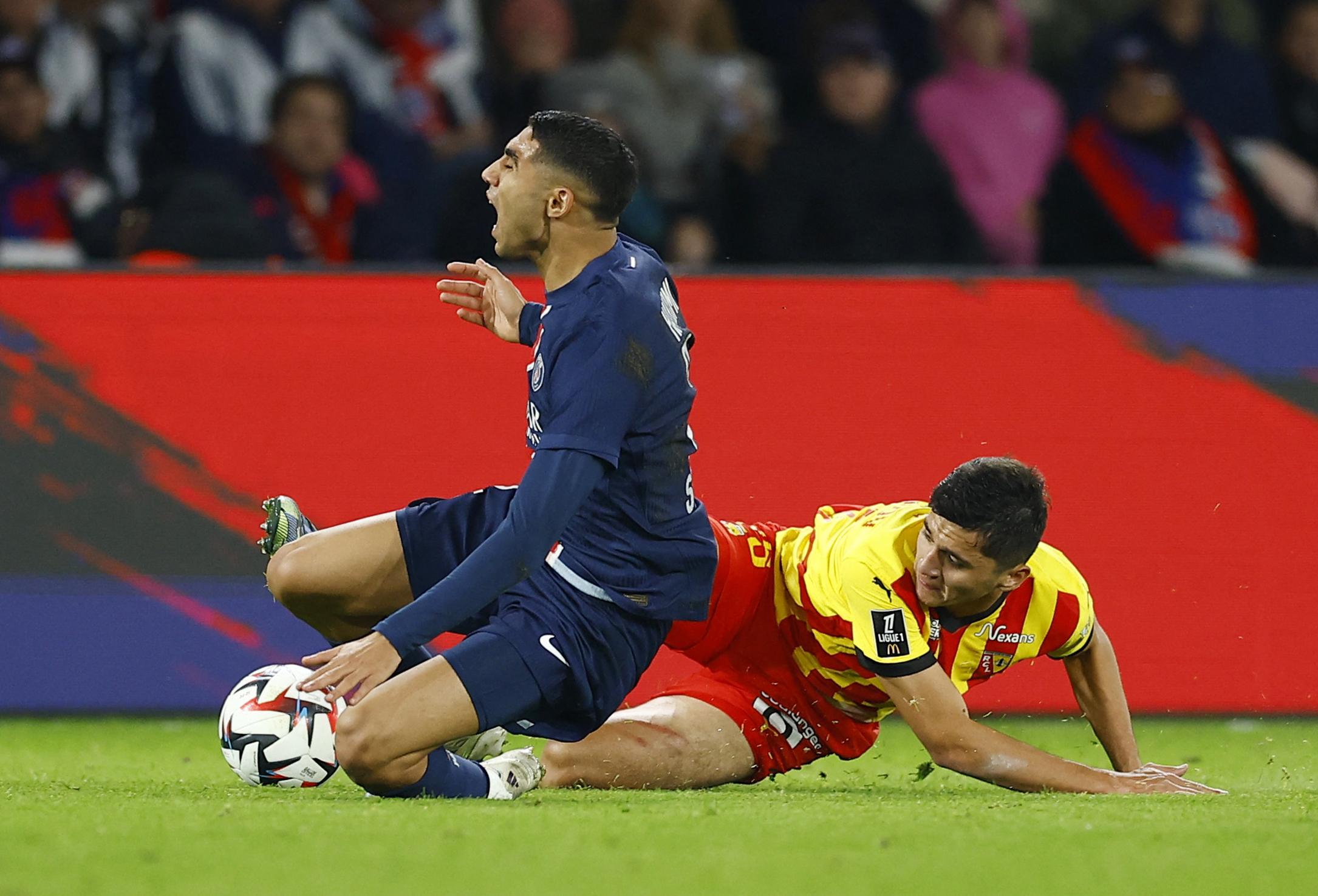 Abdukodir Khusanov contre le PSG