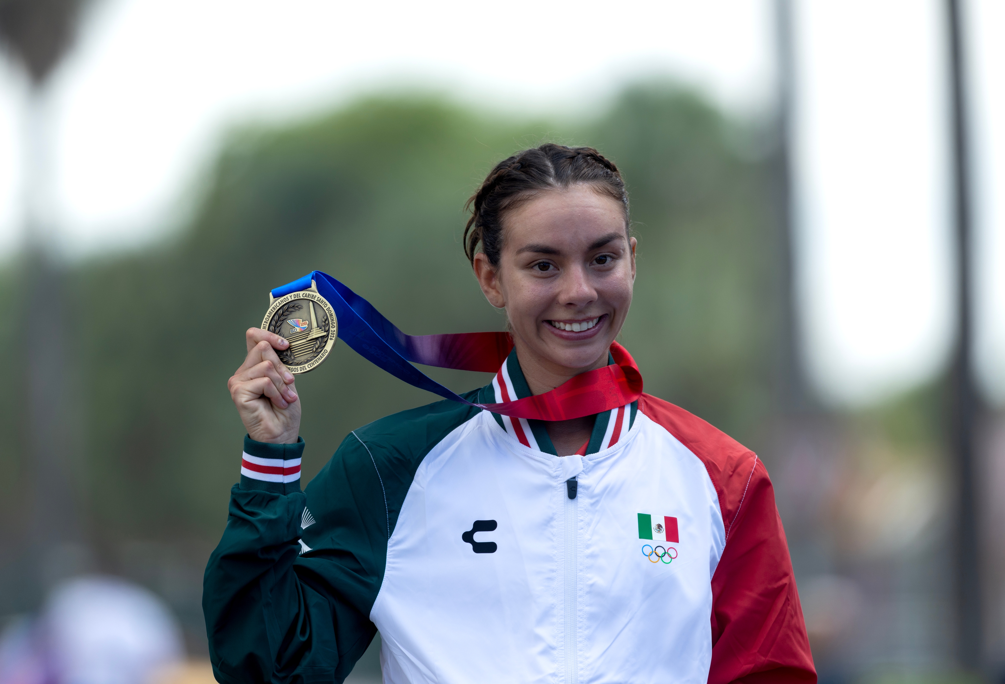 Alegna González