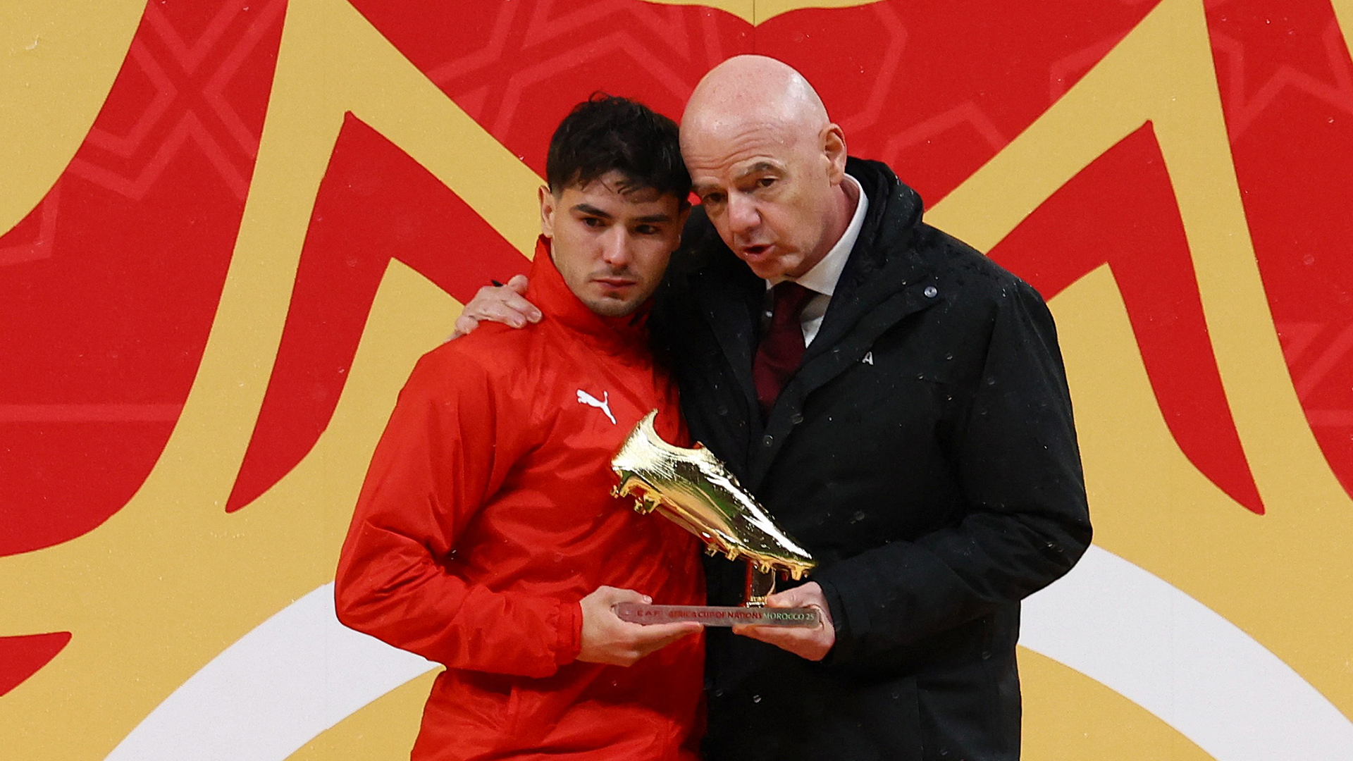 Brahim Díaz y Gianni Infantino