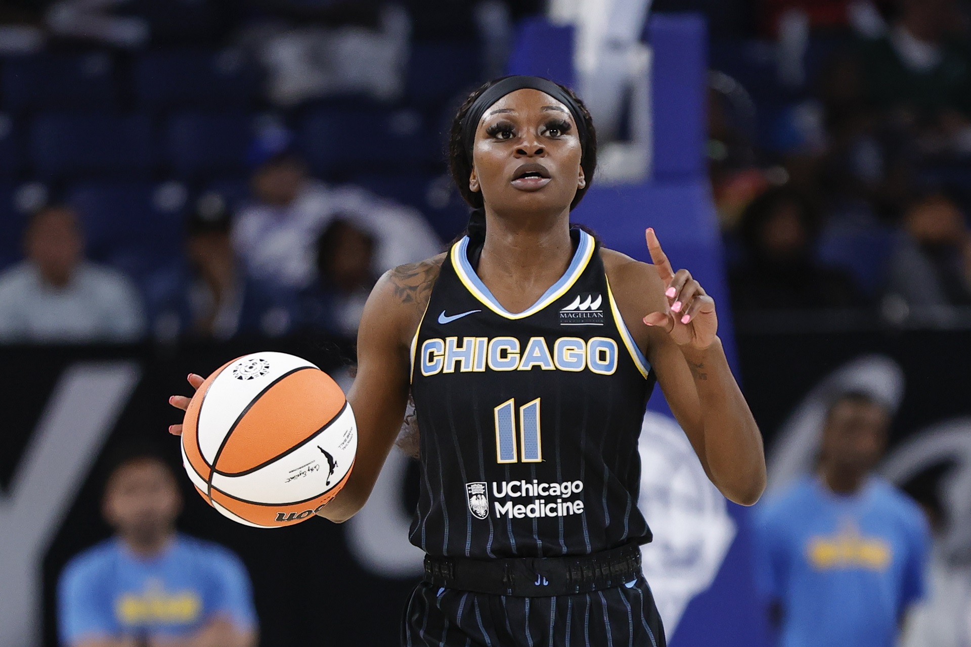 Chicago Sky - Dana Evans