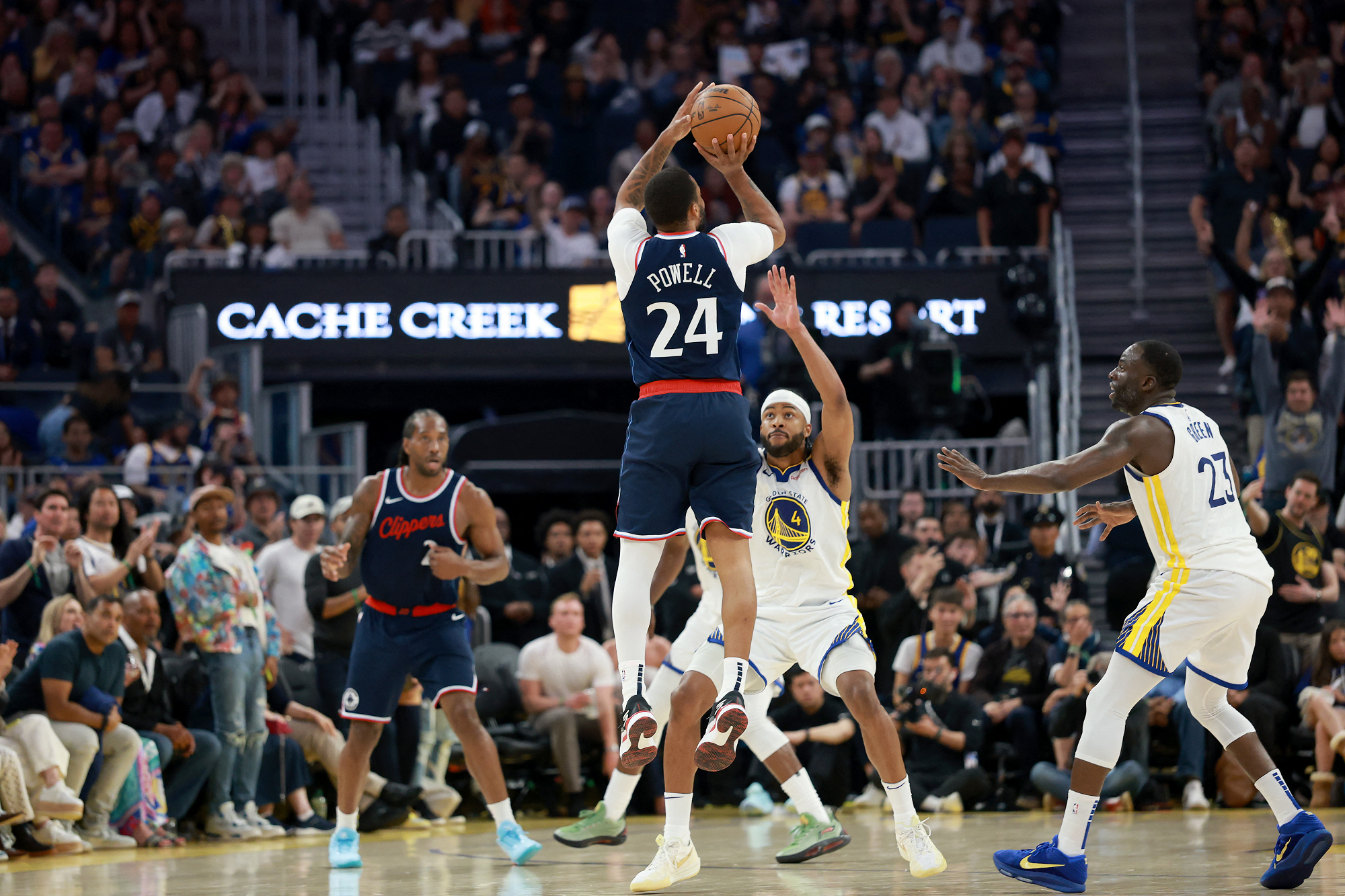 Clippers to playoffs