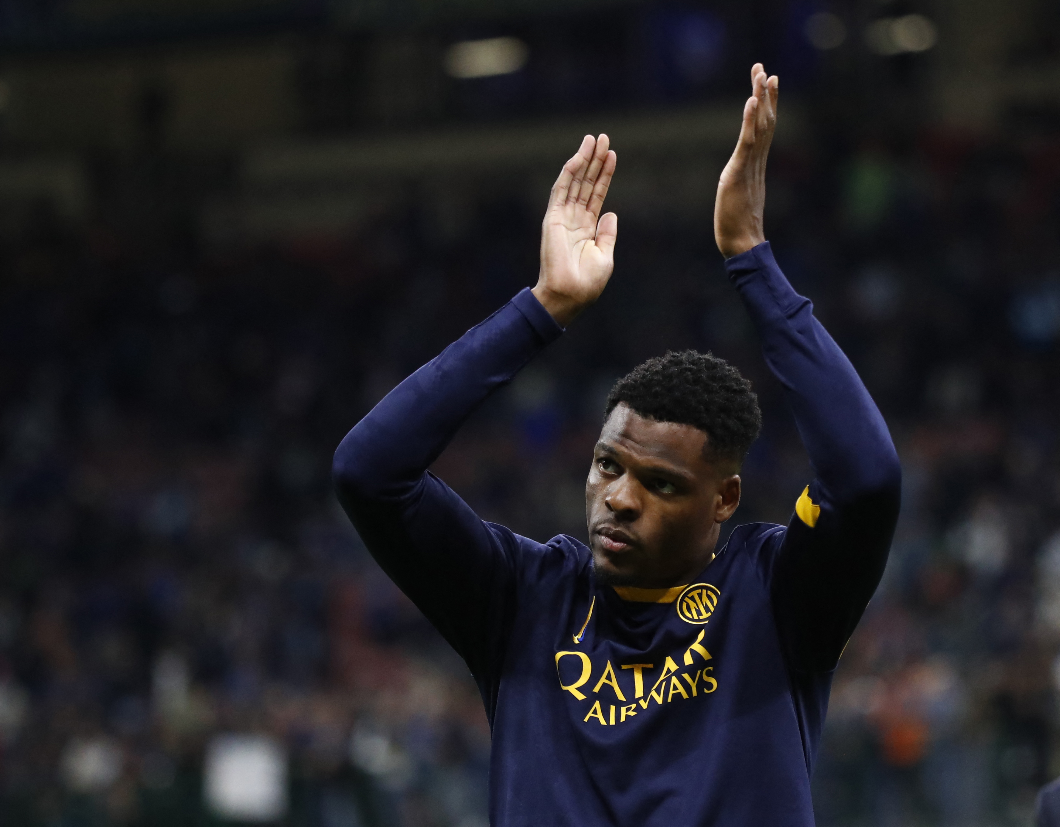 Denzel_Dumfries_Inter