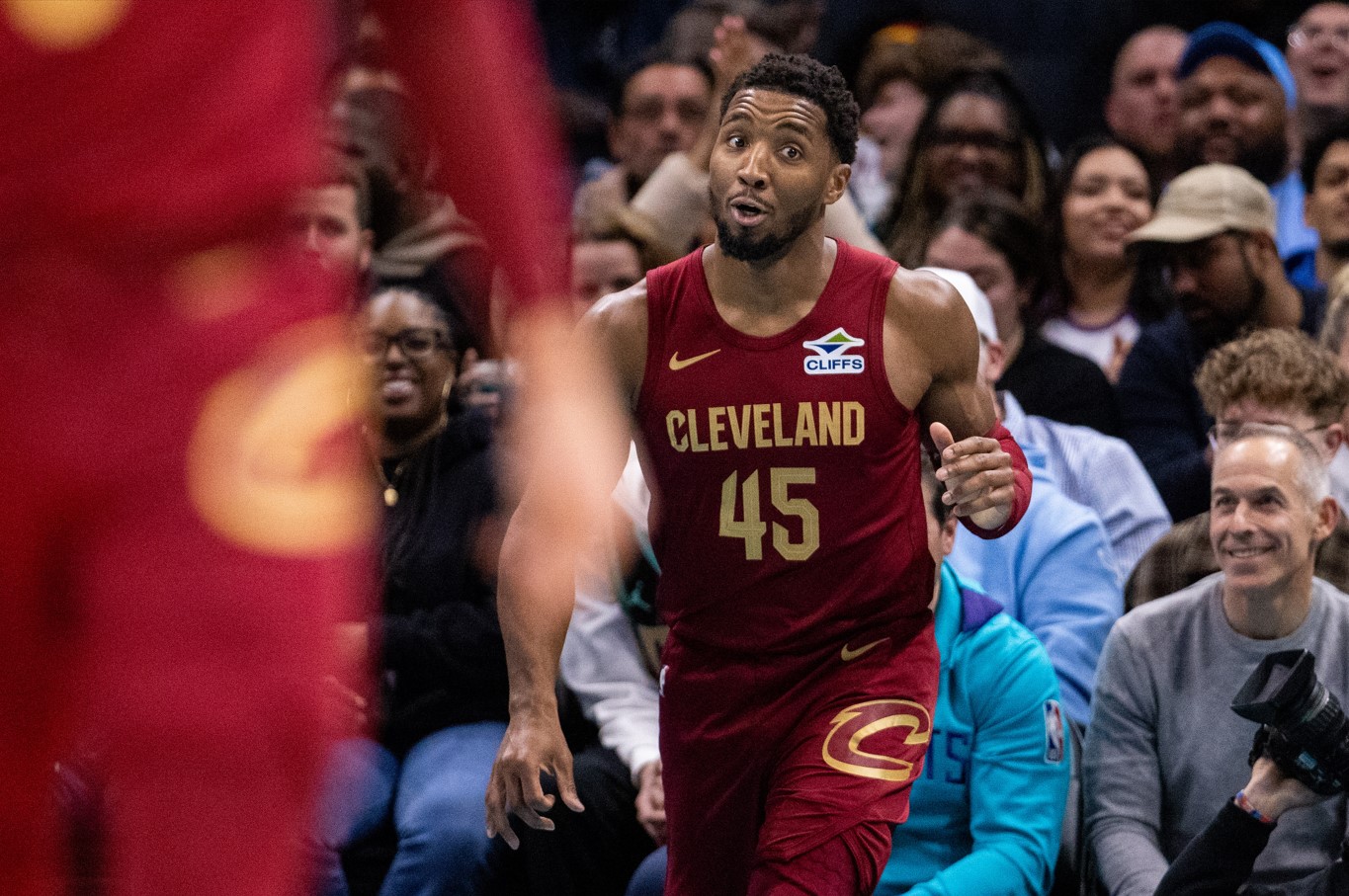 Donovan Mitchell vs Hornets