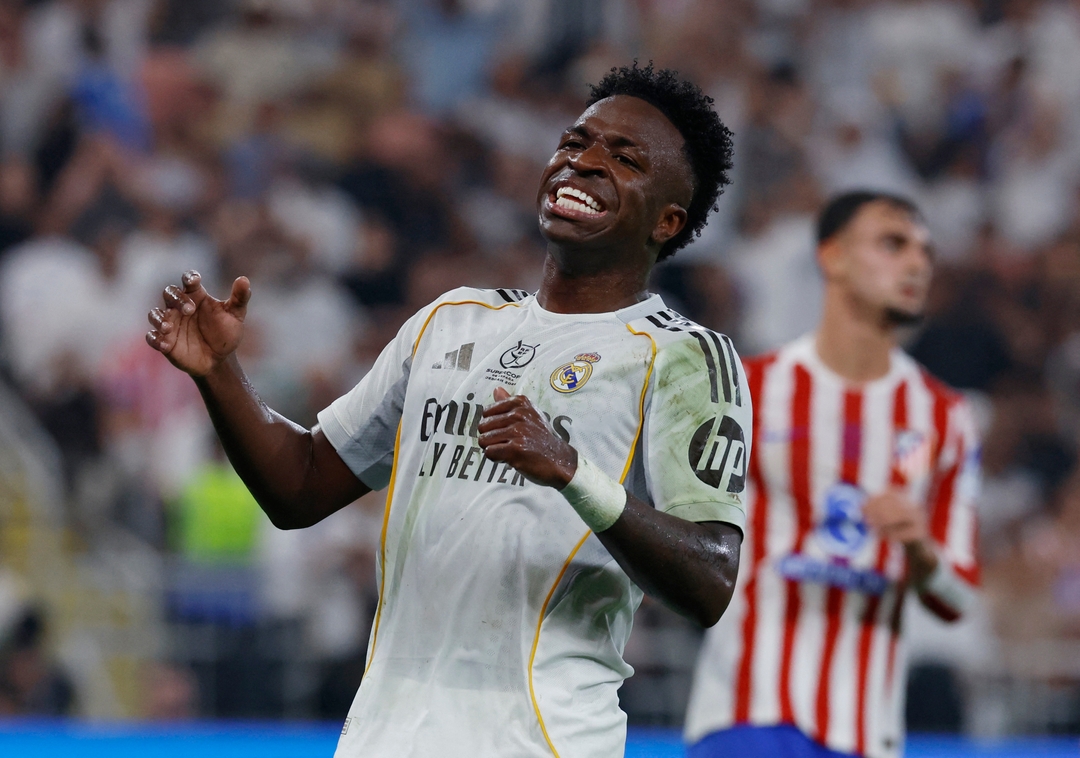 Przyszłość Viníciusa w Realu Madryt pod znakiem zapytania. Czy Brazylijczyk opuści Santiago Bernabéu?