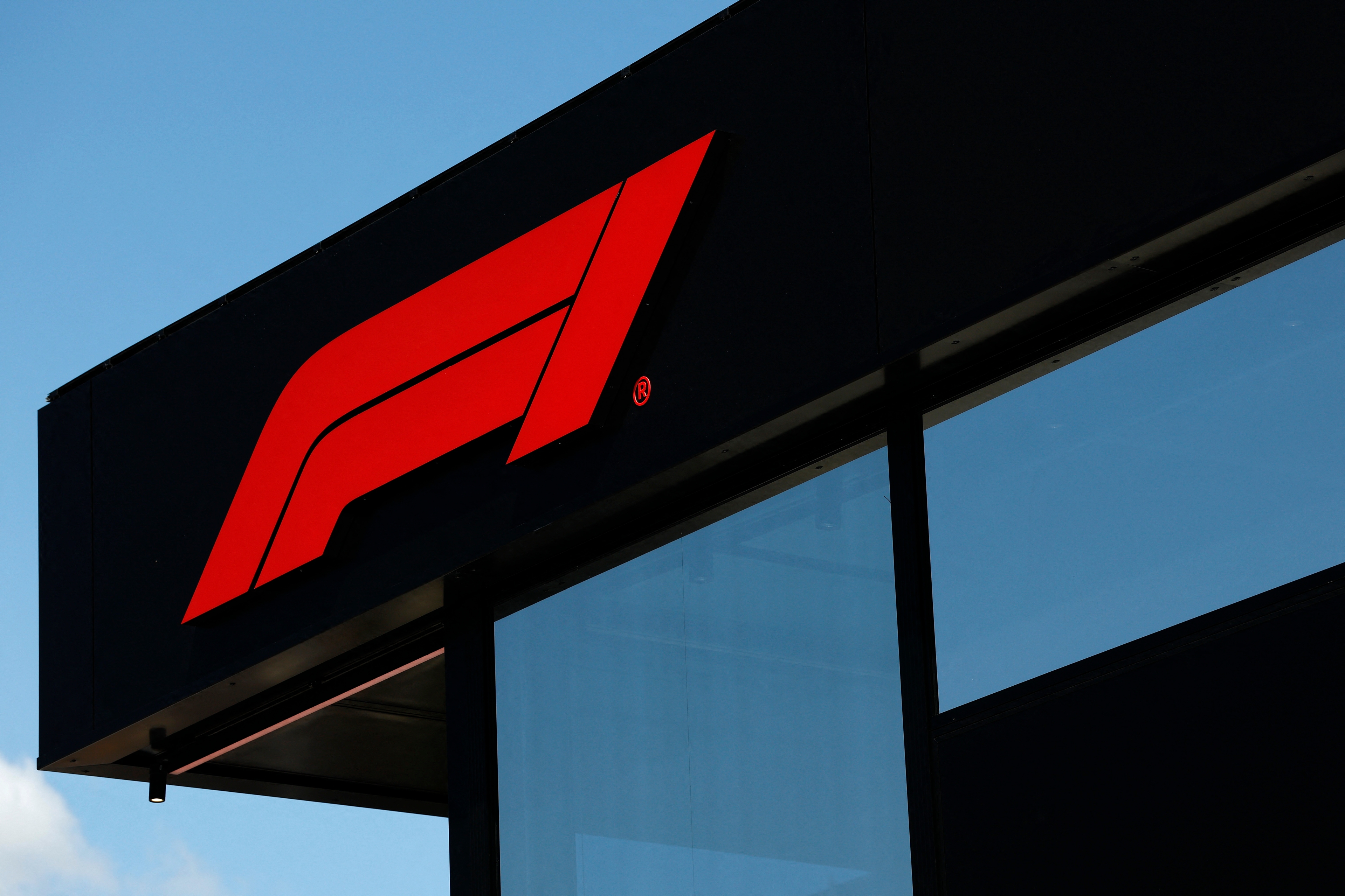 F1 logo