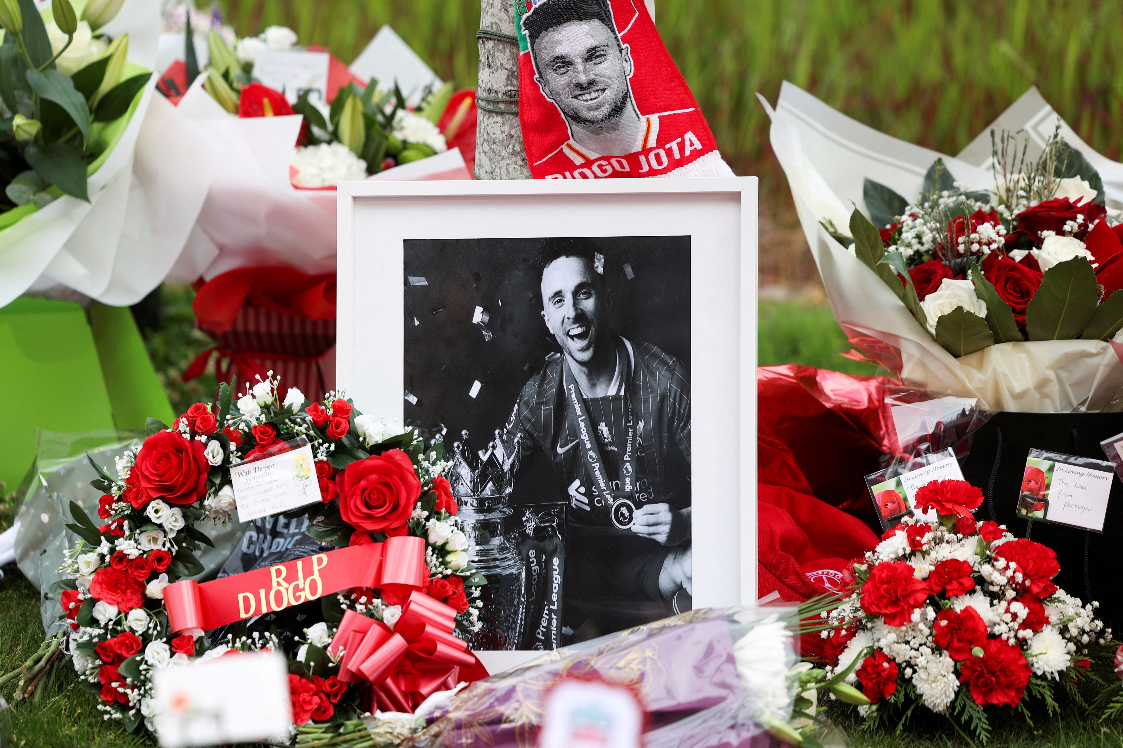 Hommages à Diogo Jota