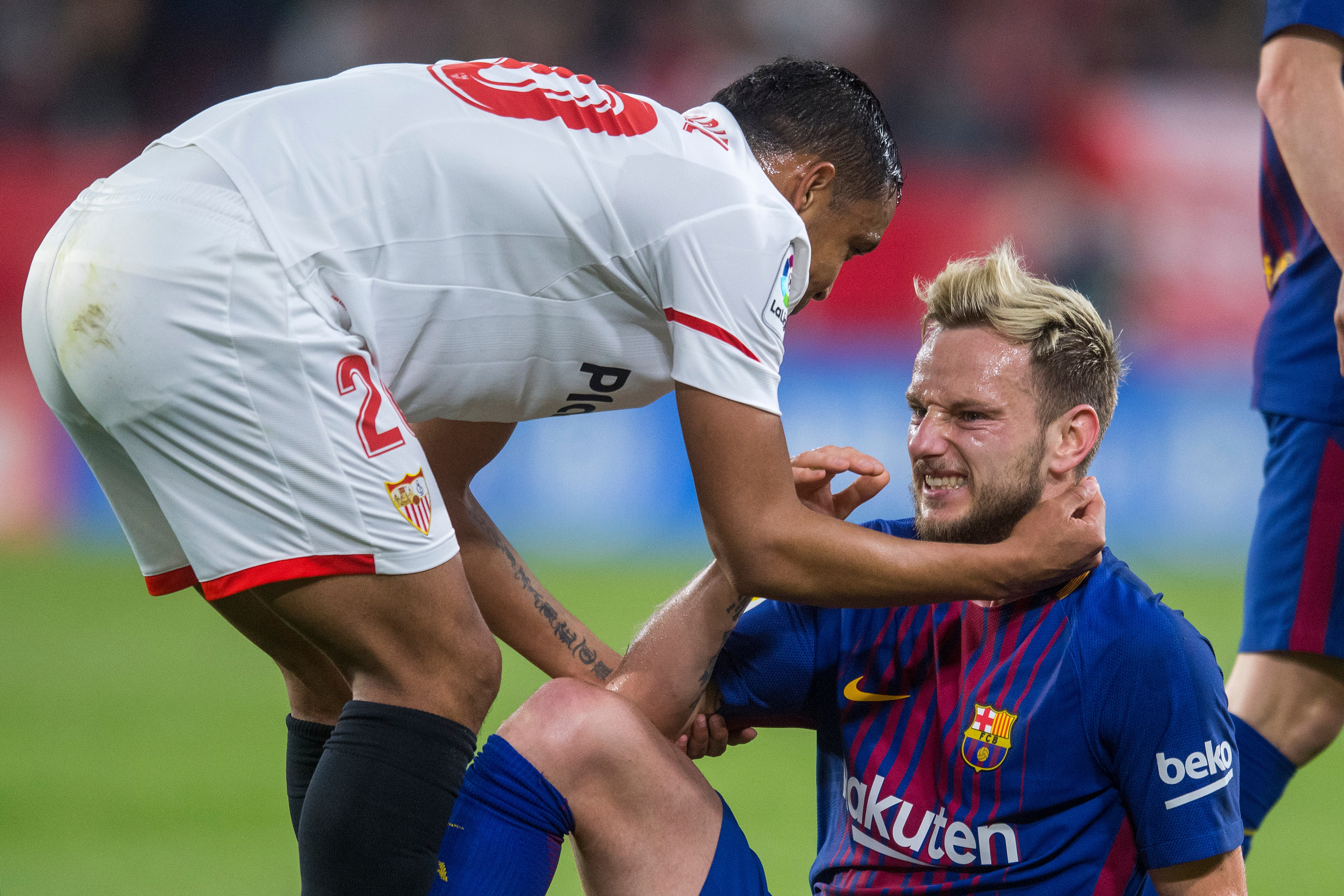 Ivan Rakitic grimace FC Barcelone