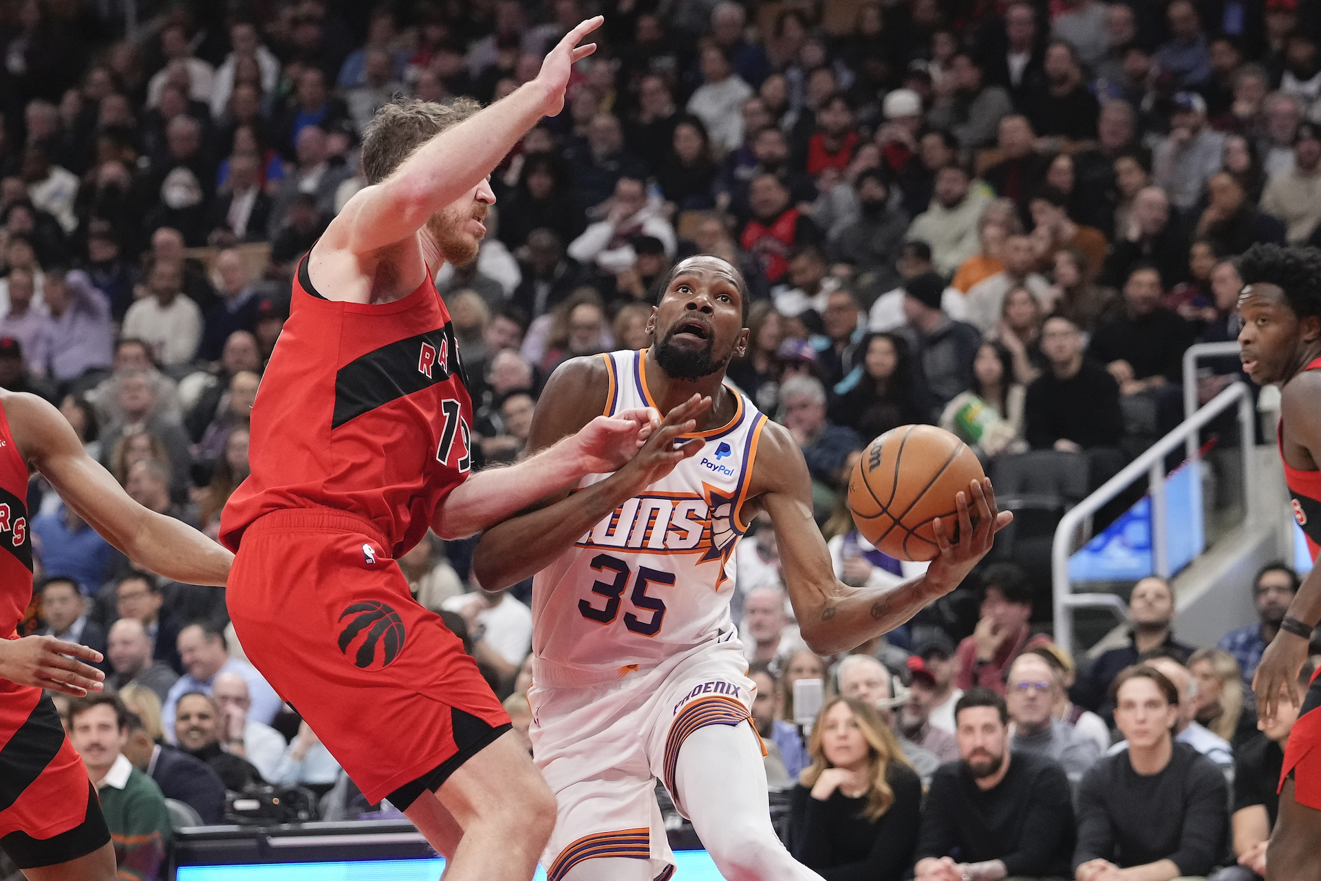 Jakob Poeltl - Kevin Durant