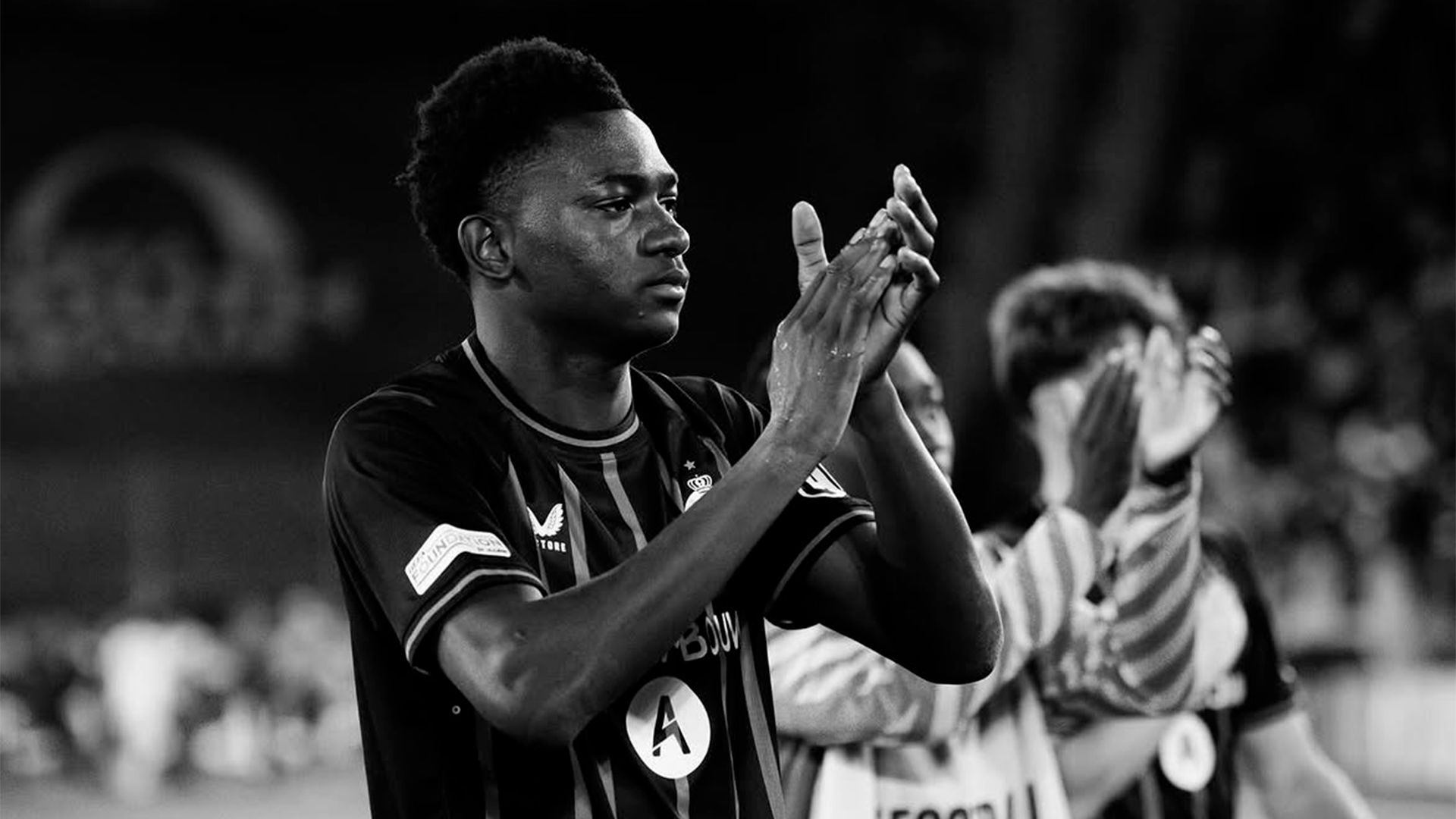 Barcelona Officially Sign Teenage Winger Jesse Bisiwu From Club Brugge