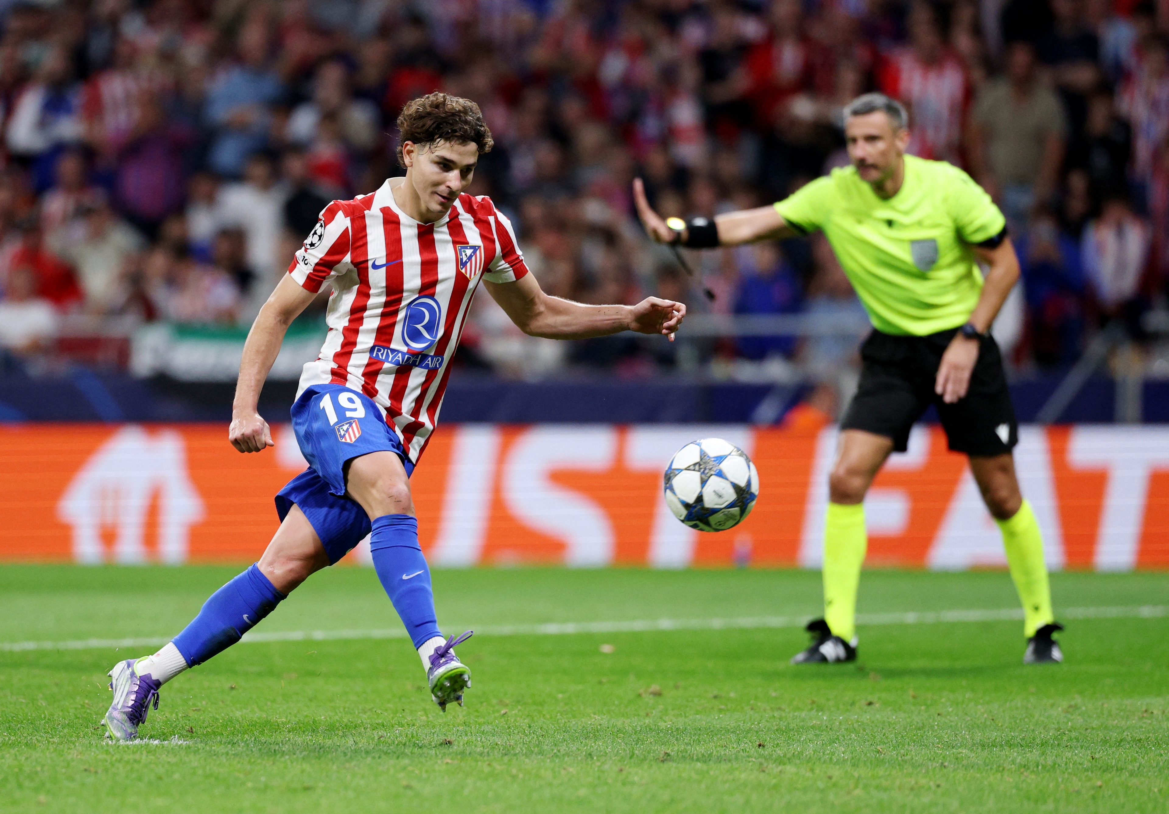 Julian Alvarez penalty Francfort