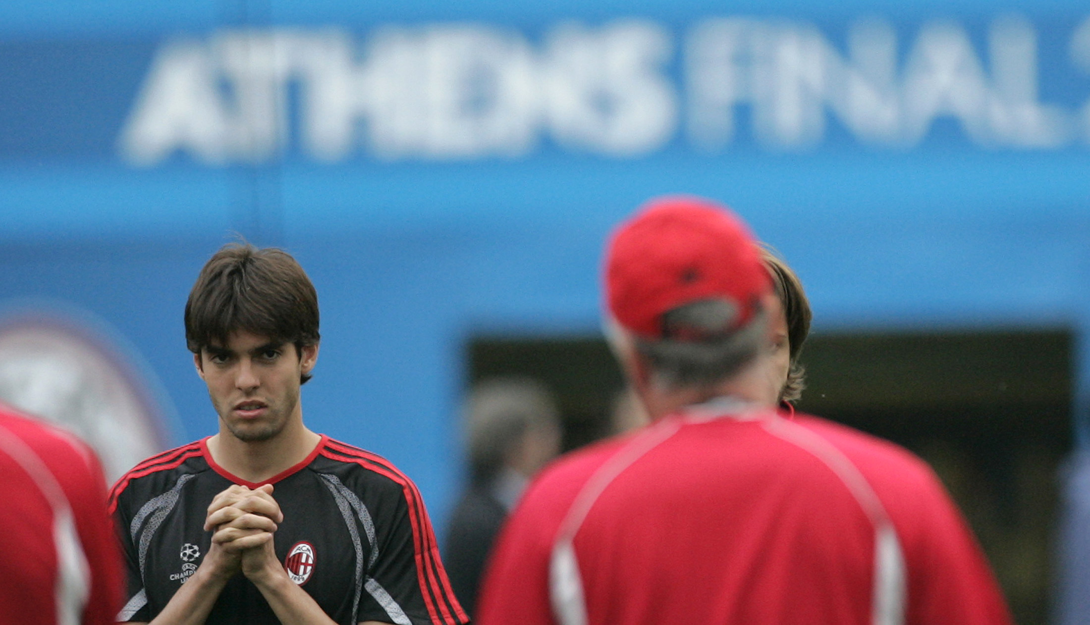 Kaka regarde Ancelotti