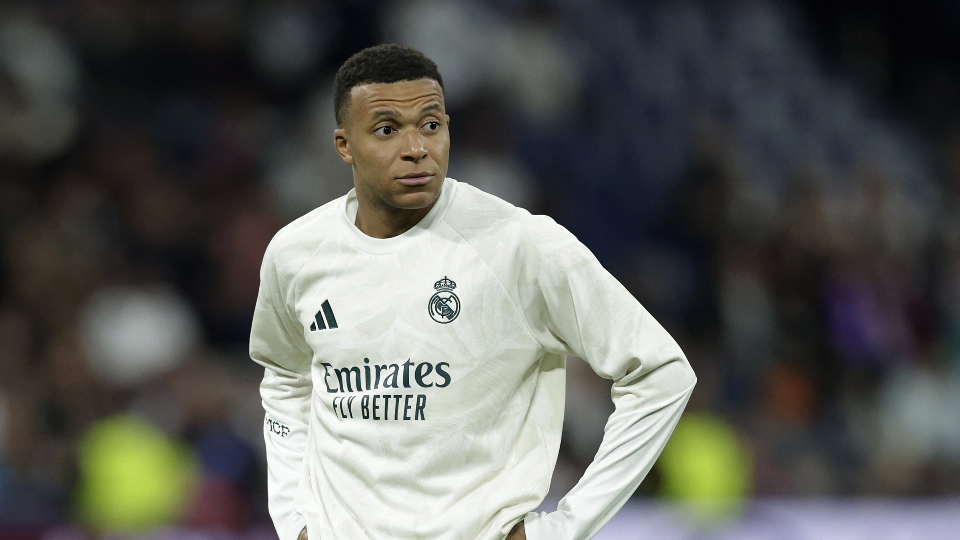 Kylian_Mbappe_Real_Madrid_China