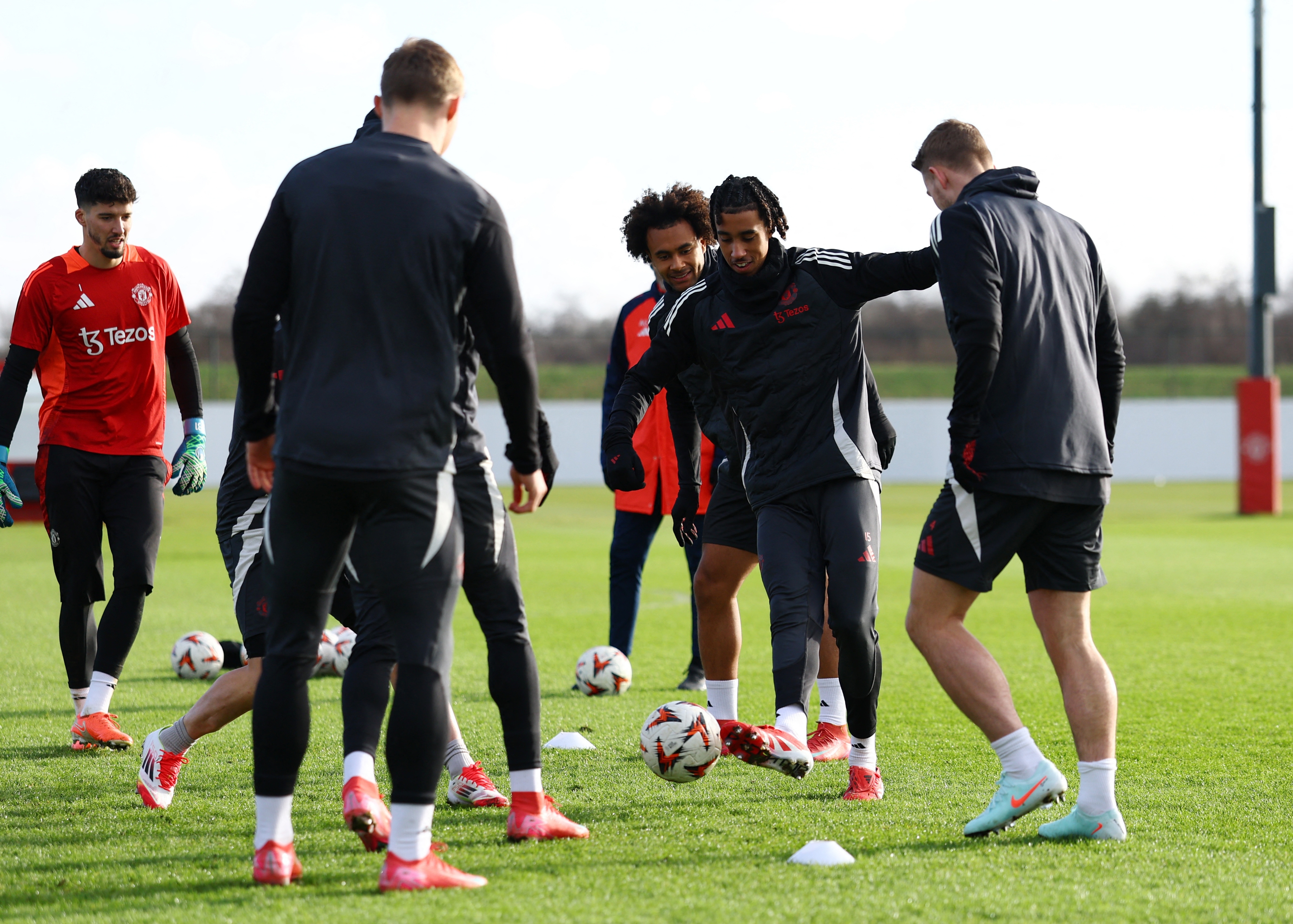 Leny Yoro Manchester entraînement