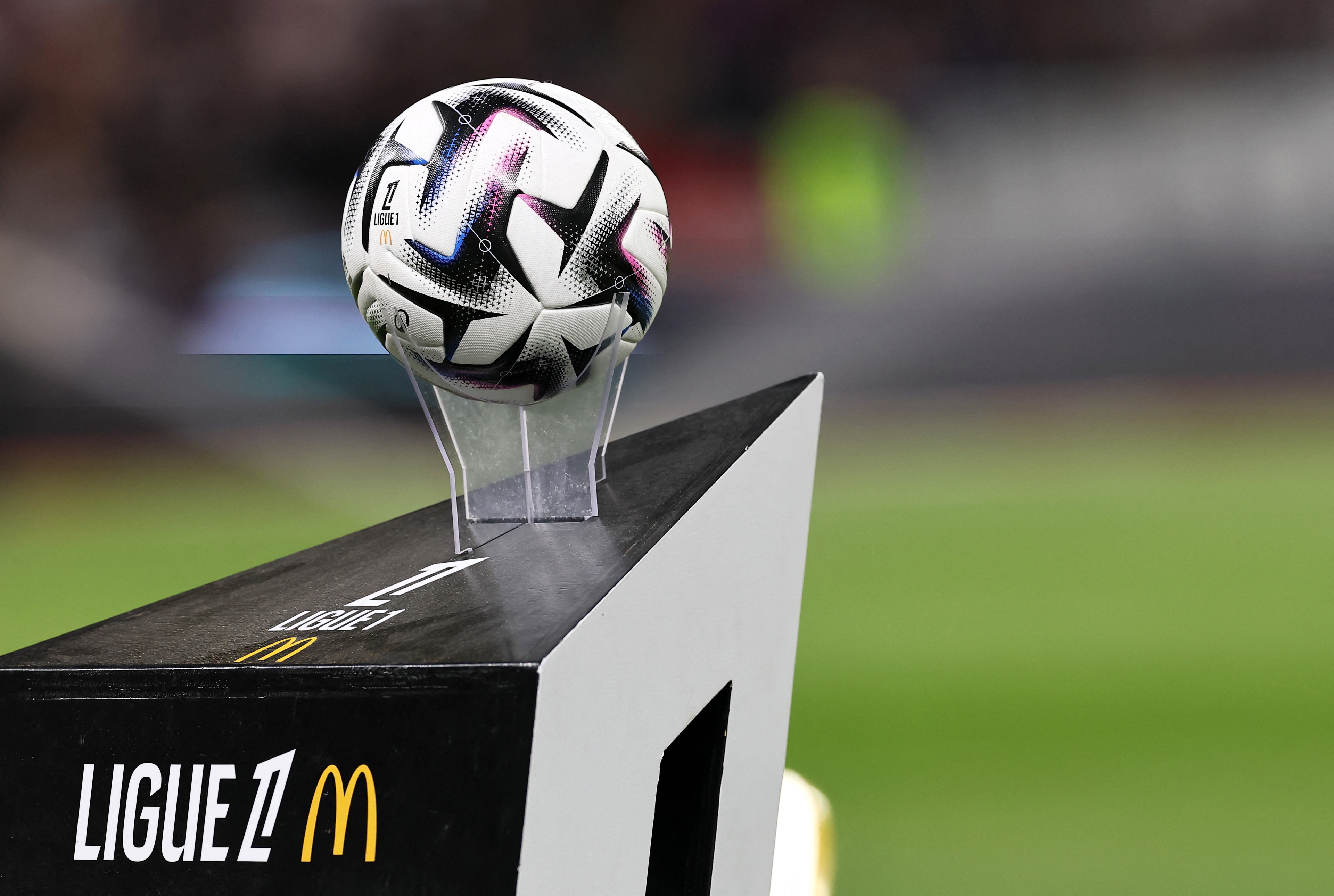 Ligue 1 ballon pupitre