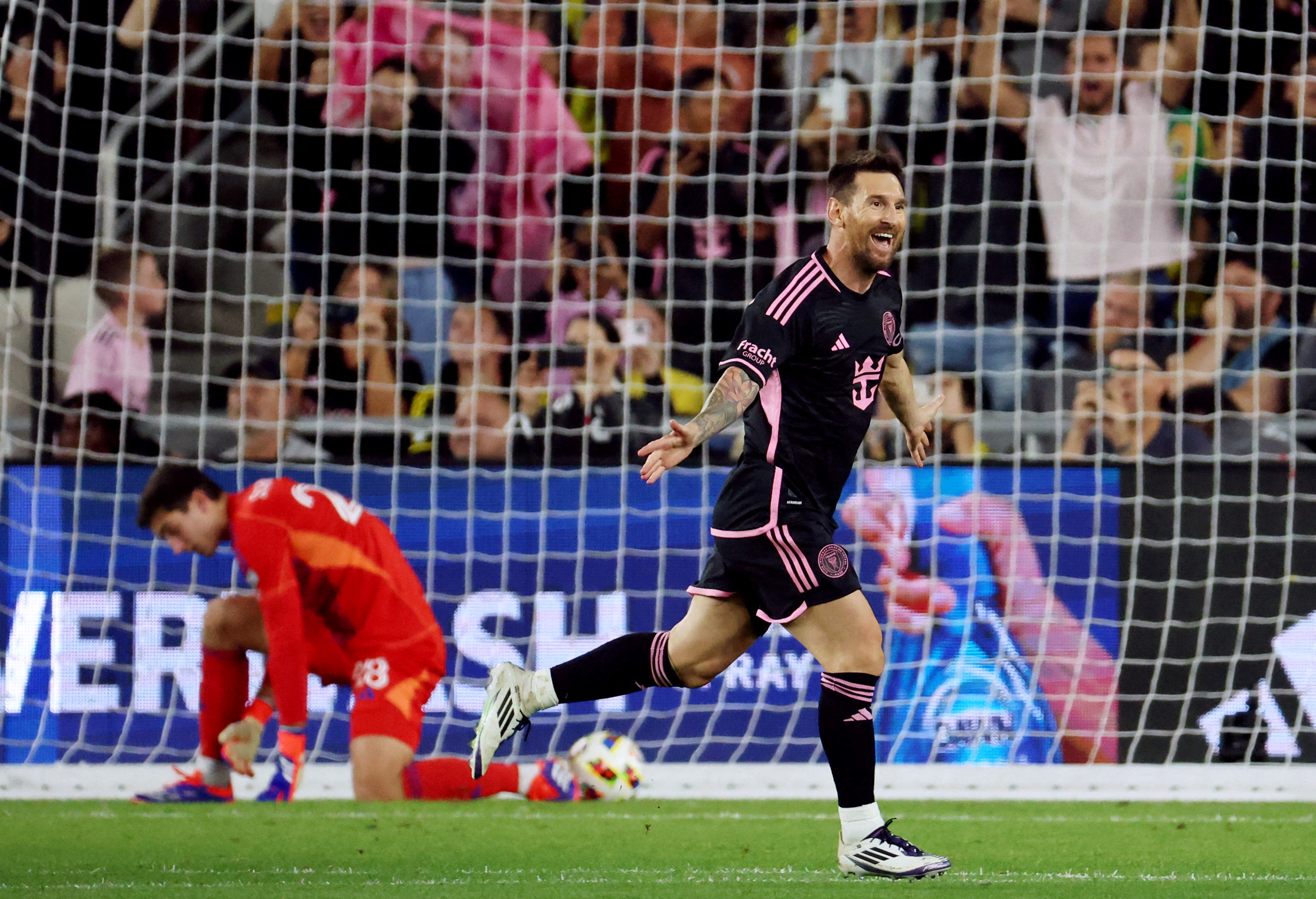 Lionel Messi marque contre Colombus