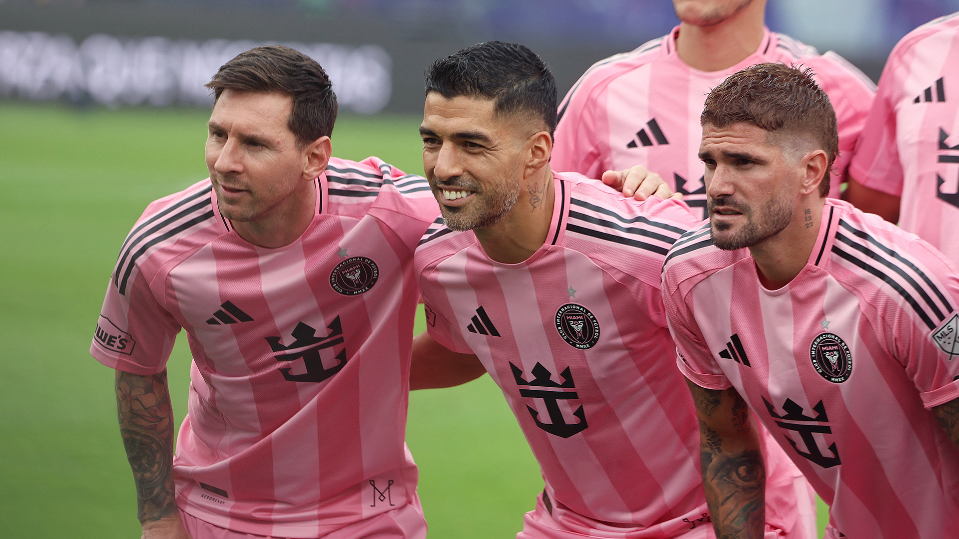 Lionel Messi, Luis Suárez y Rodrigo de Paul