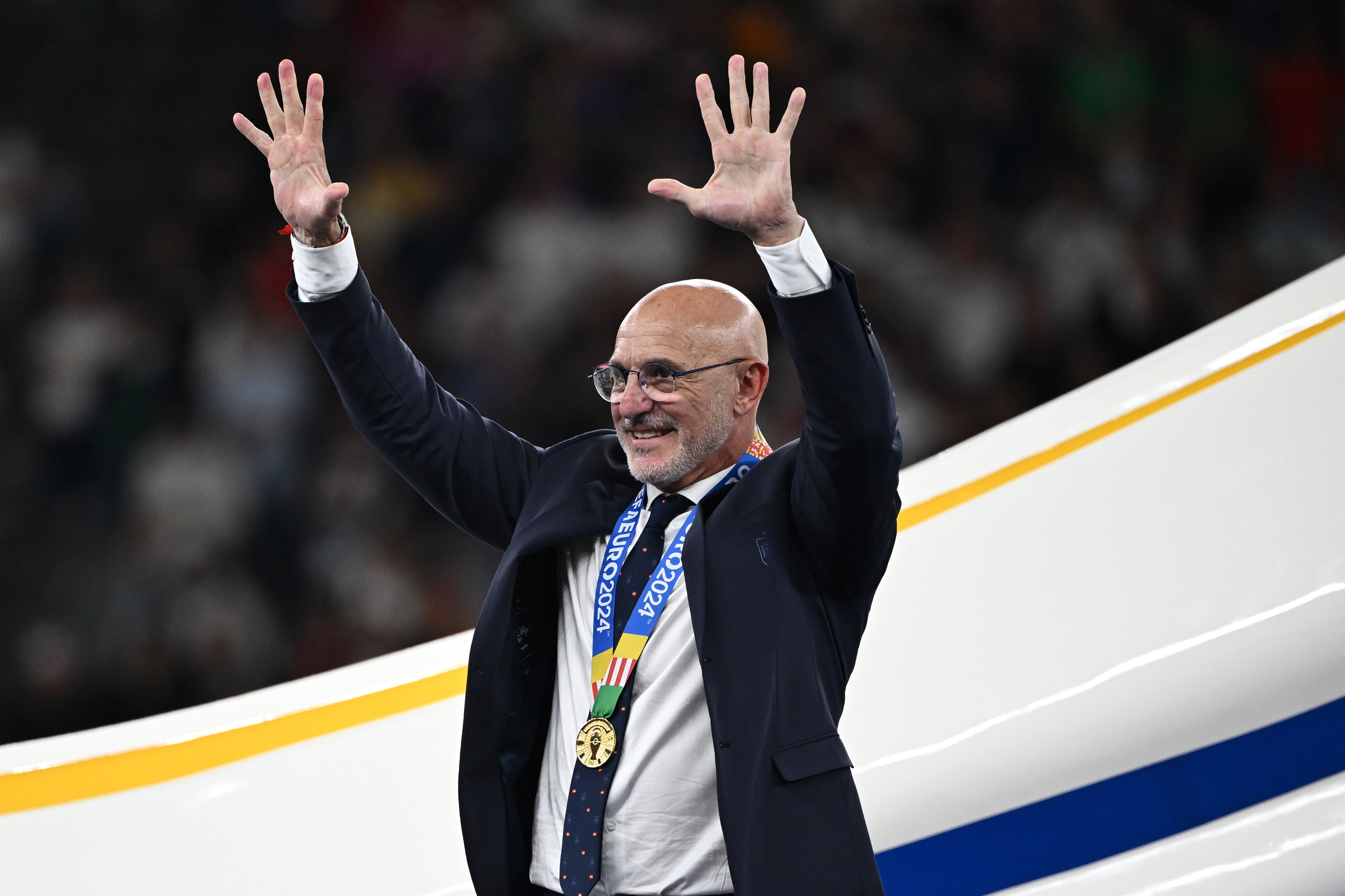 Luis de la Fuente podium Euro 2024