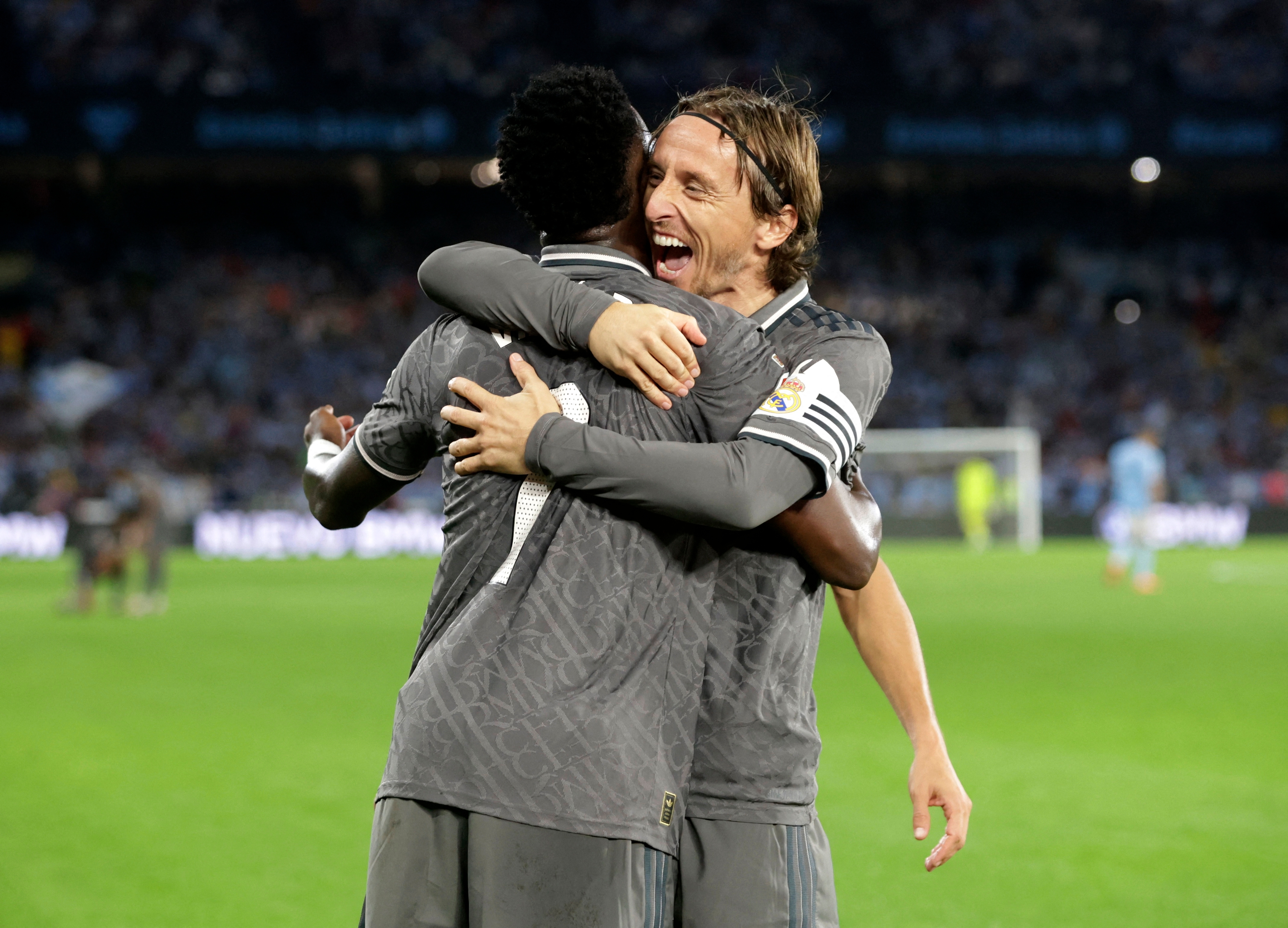 Luka Modric et Vinicius Jr