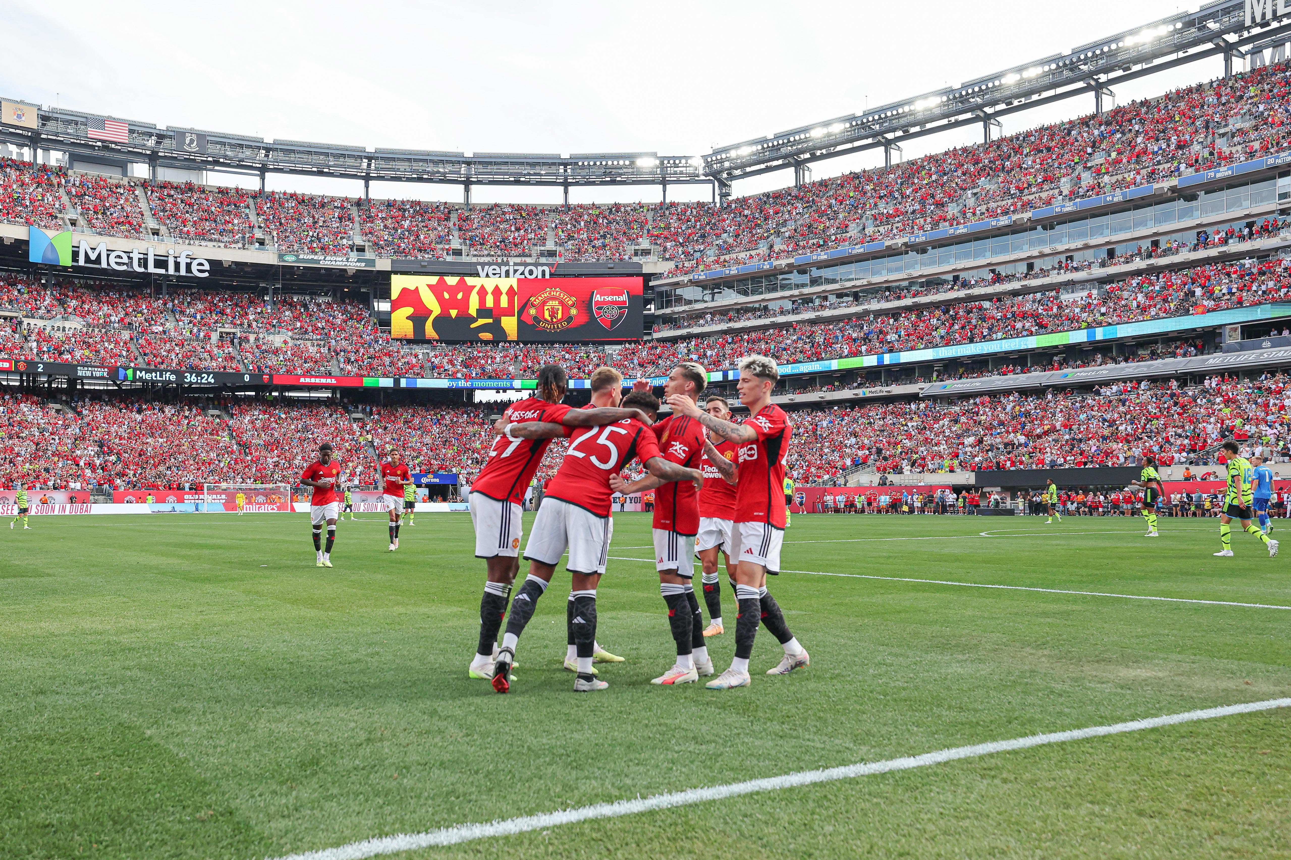 Arsenal Vs Manchester United: Bruno Fernandes, Jadon Sancho Goals Give  United Friendly Win Over Arsenal